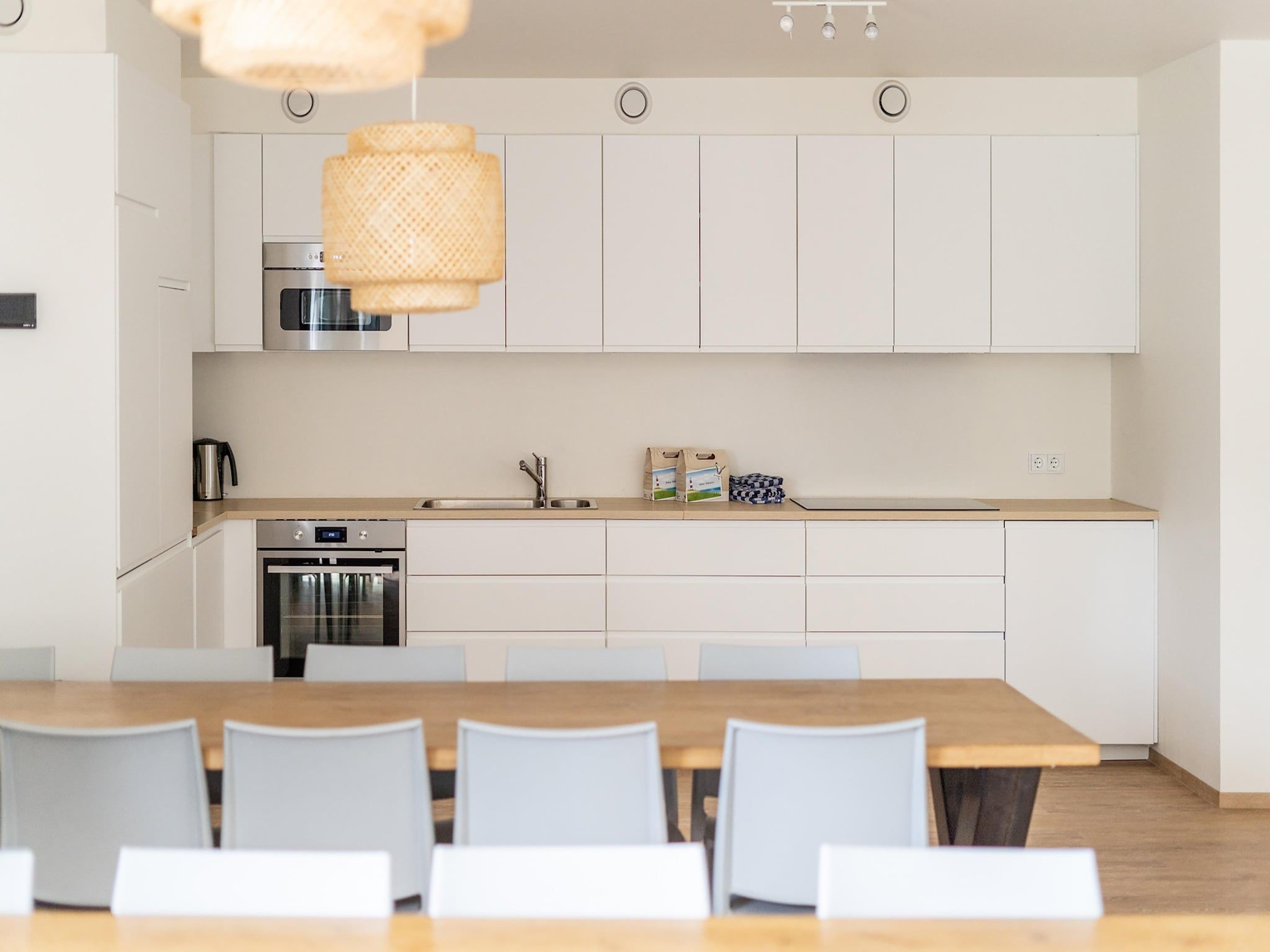 De eetkamer van Vrijersduin in Nes