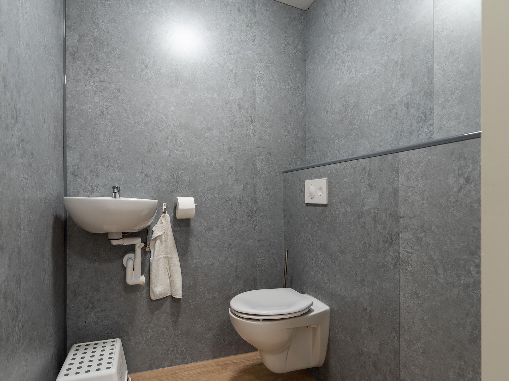 De badkamer van Kaapsduin in Nes