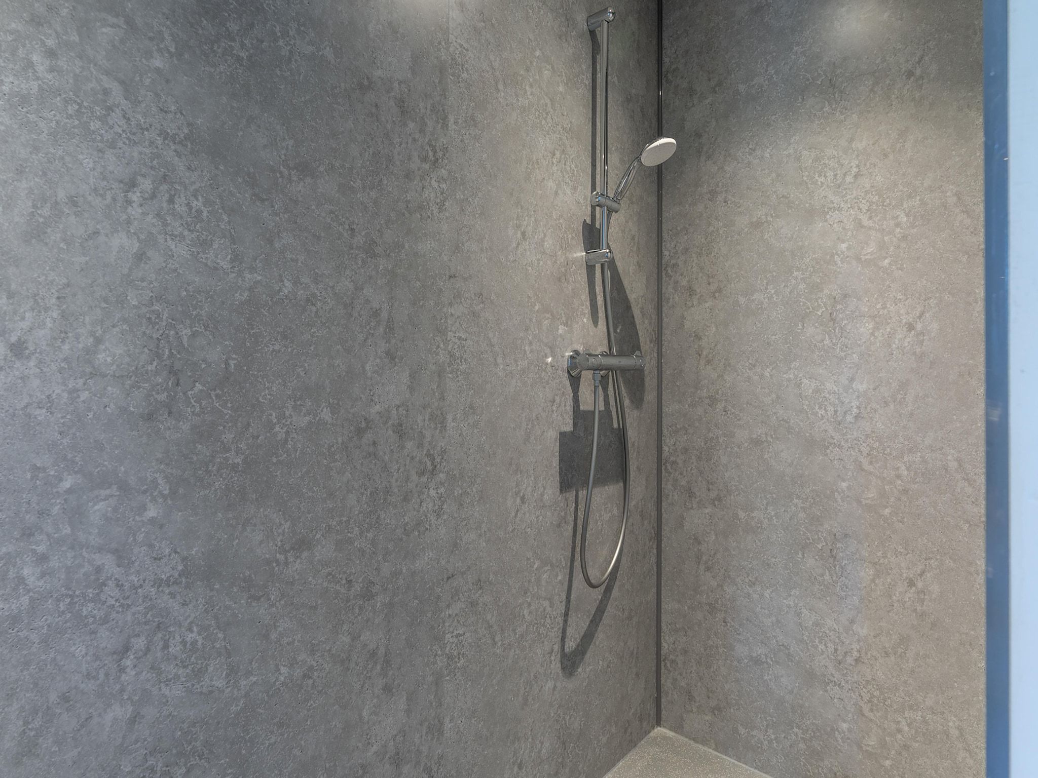 De badkamer van Kaapsduin in Nes