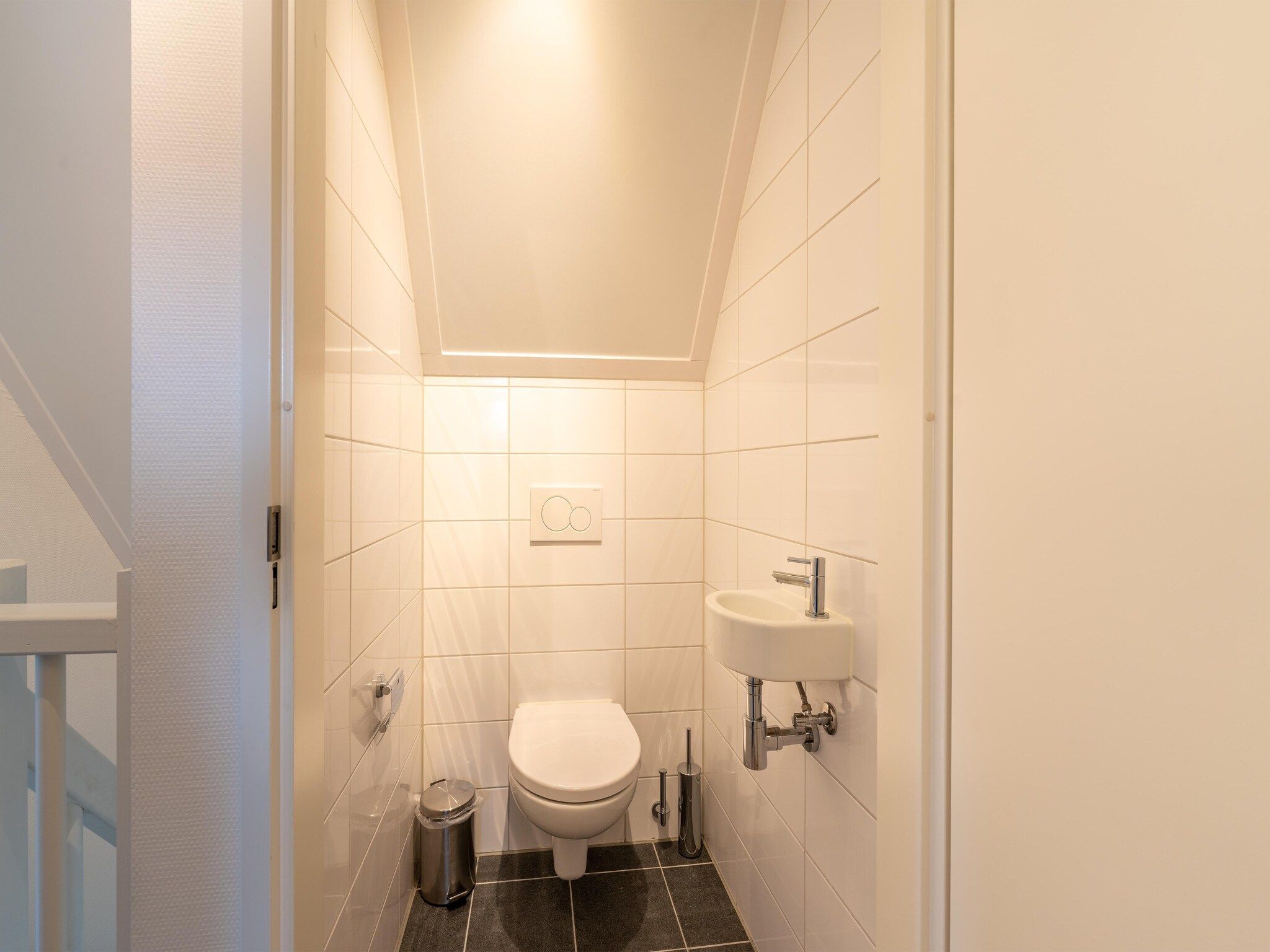 De badkamer van De Botter Huis Nr 15 in Scherpenisse