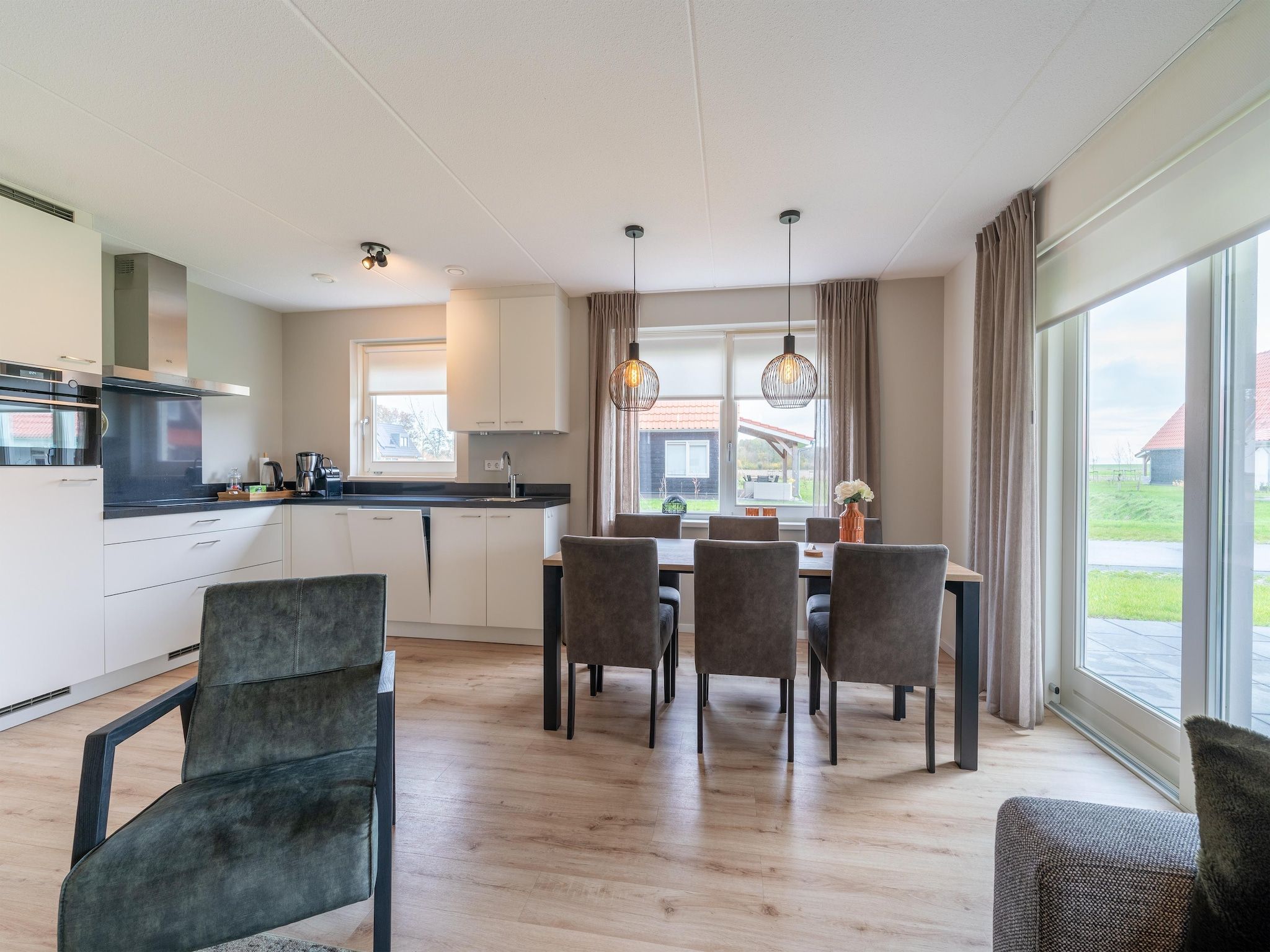 De eetkamer van De Botter Huis Nr 15 in Scherpenisse