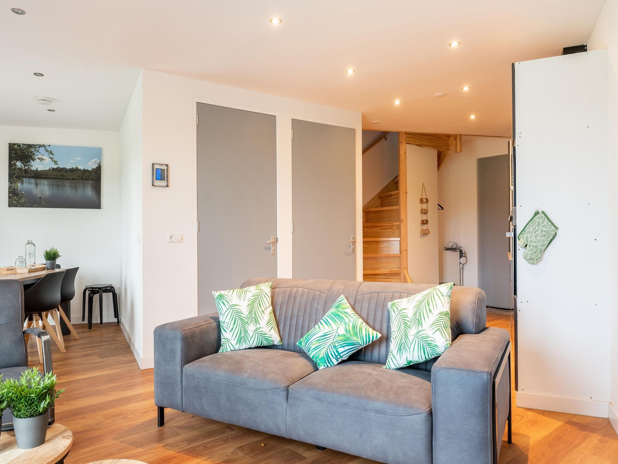 De woonkamer van NR 2 in Goirle