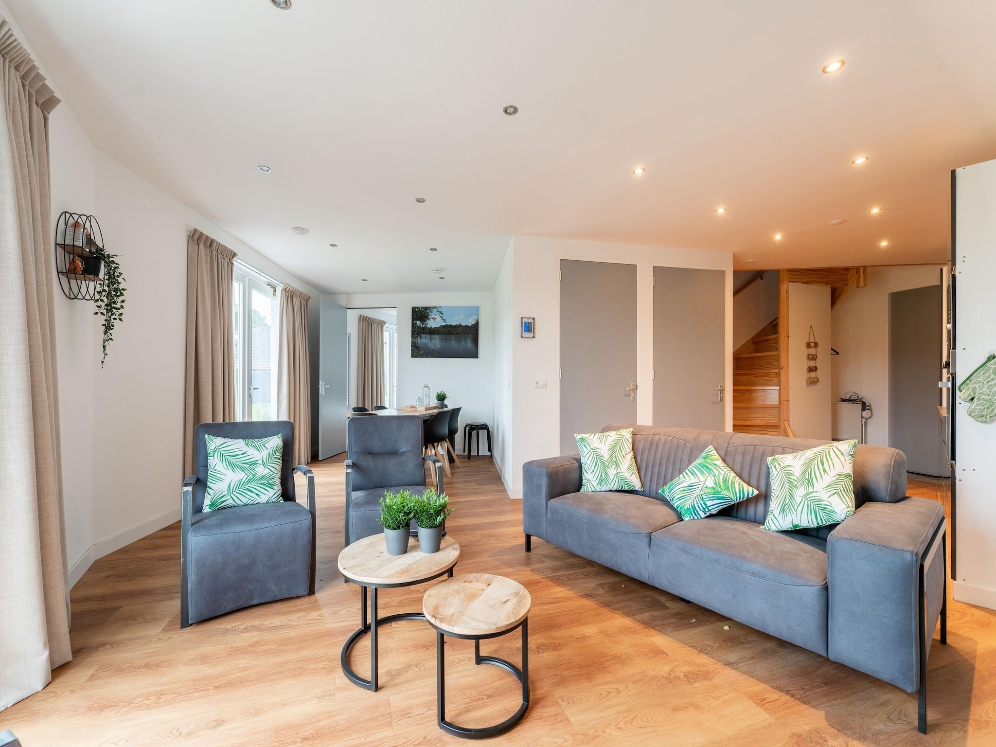 De woonkamer van NR 2 in Goirle