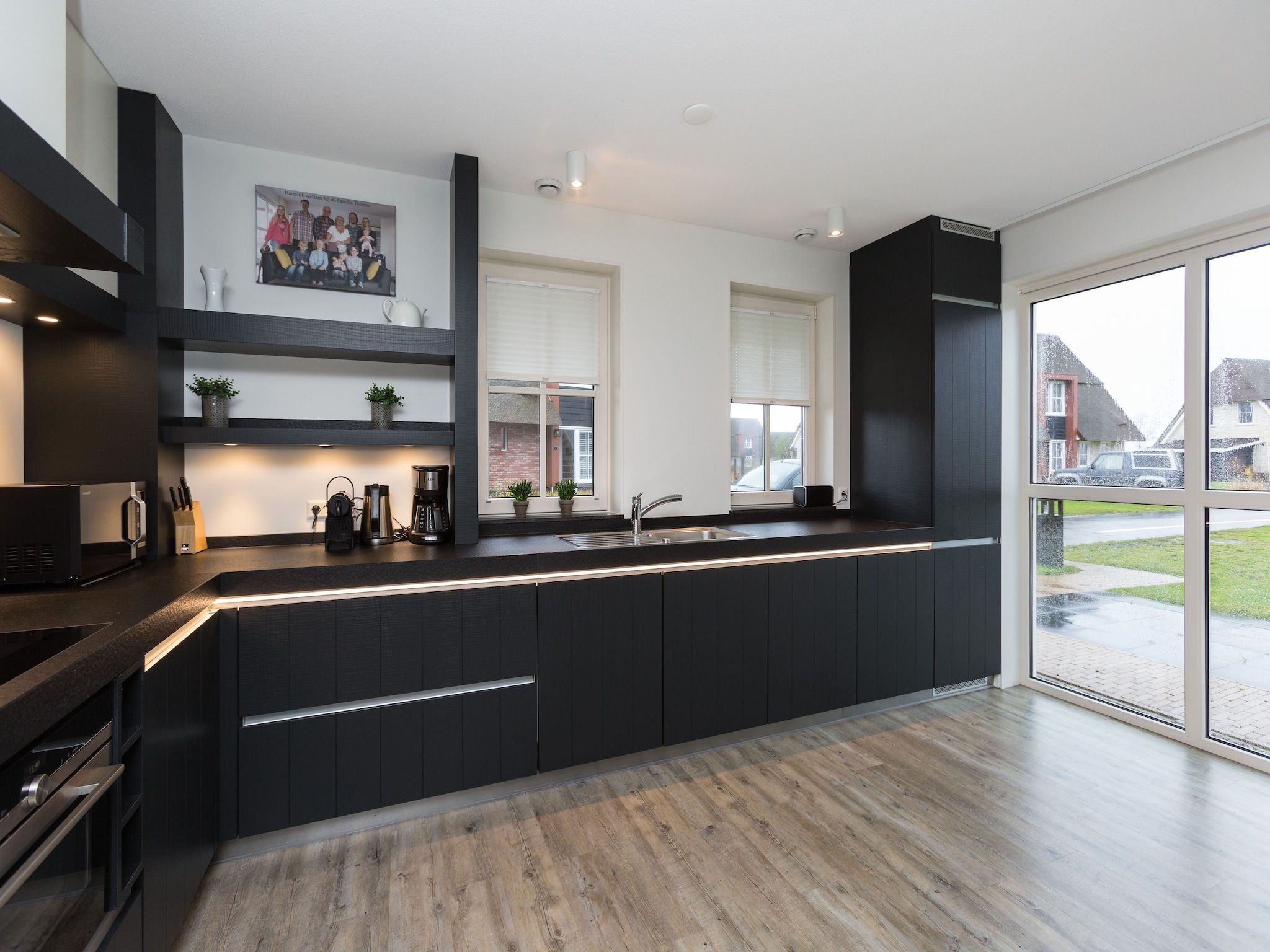 De keuken van Friese Meren Villa's 17 in Delfstrahuizen