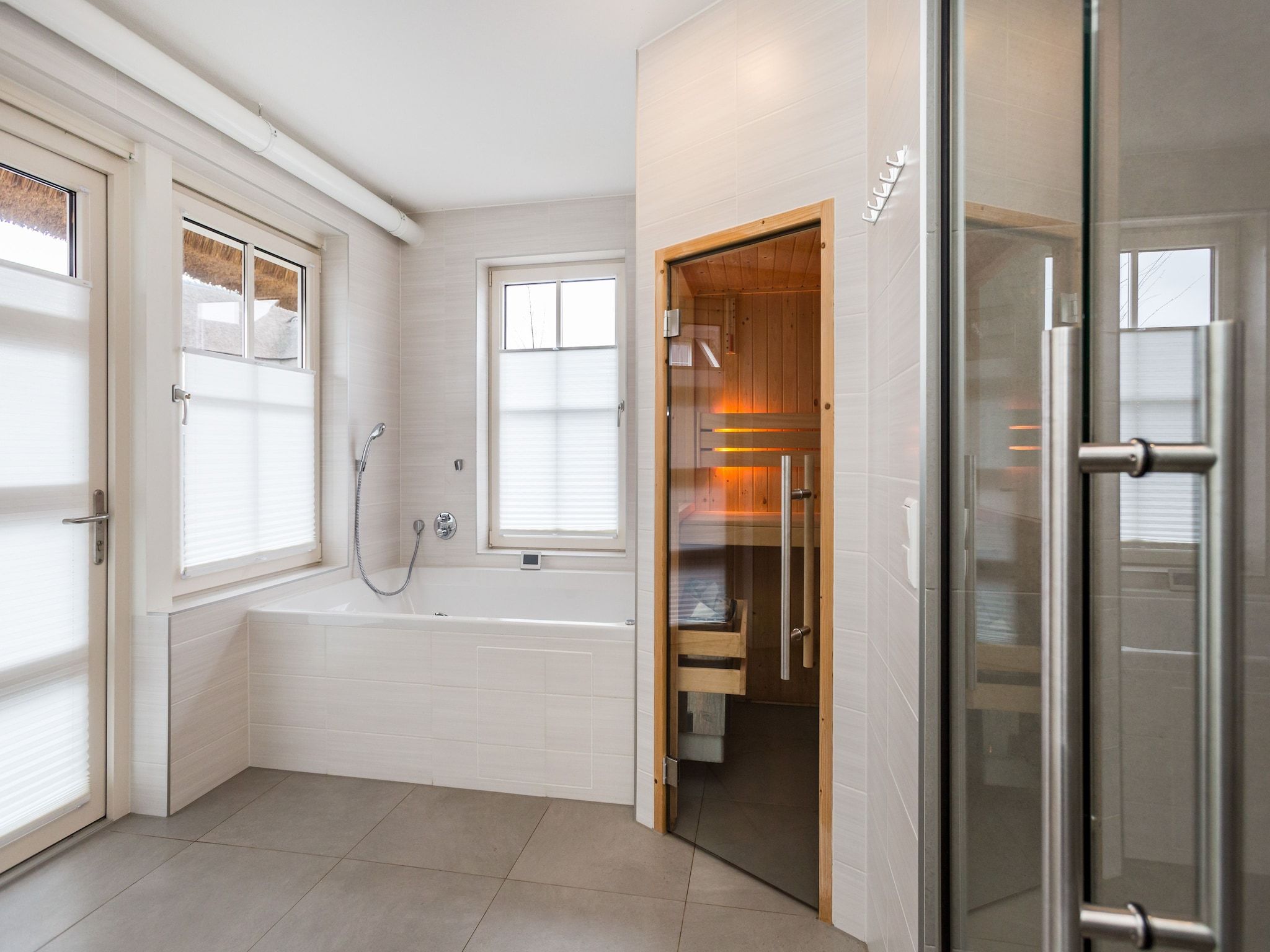 Wellness bij Friese Meren Villa's 17 in Delfstrahuizen