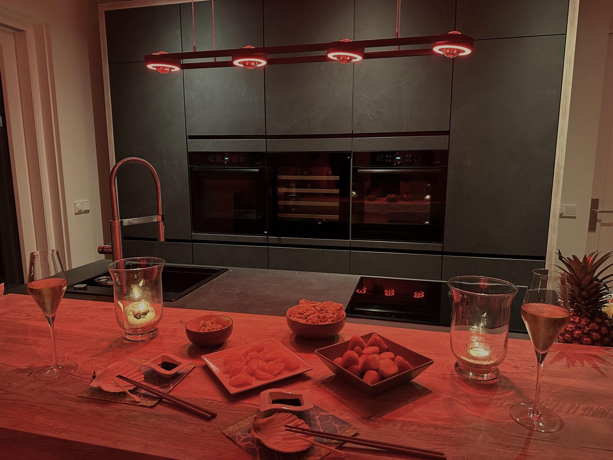 De keuken van Luxe villa aan het water in Stavoren