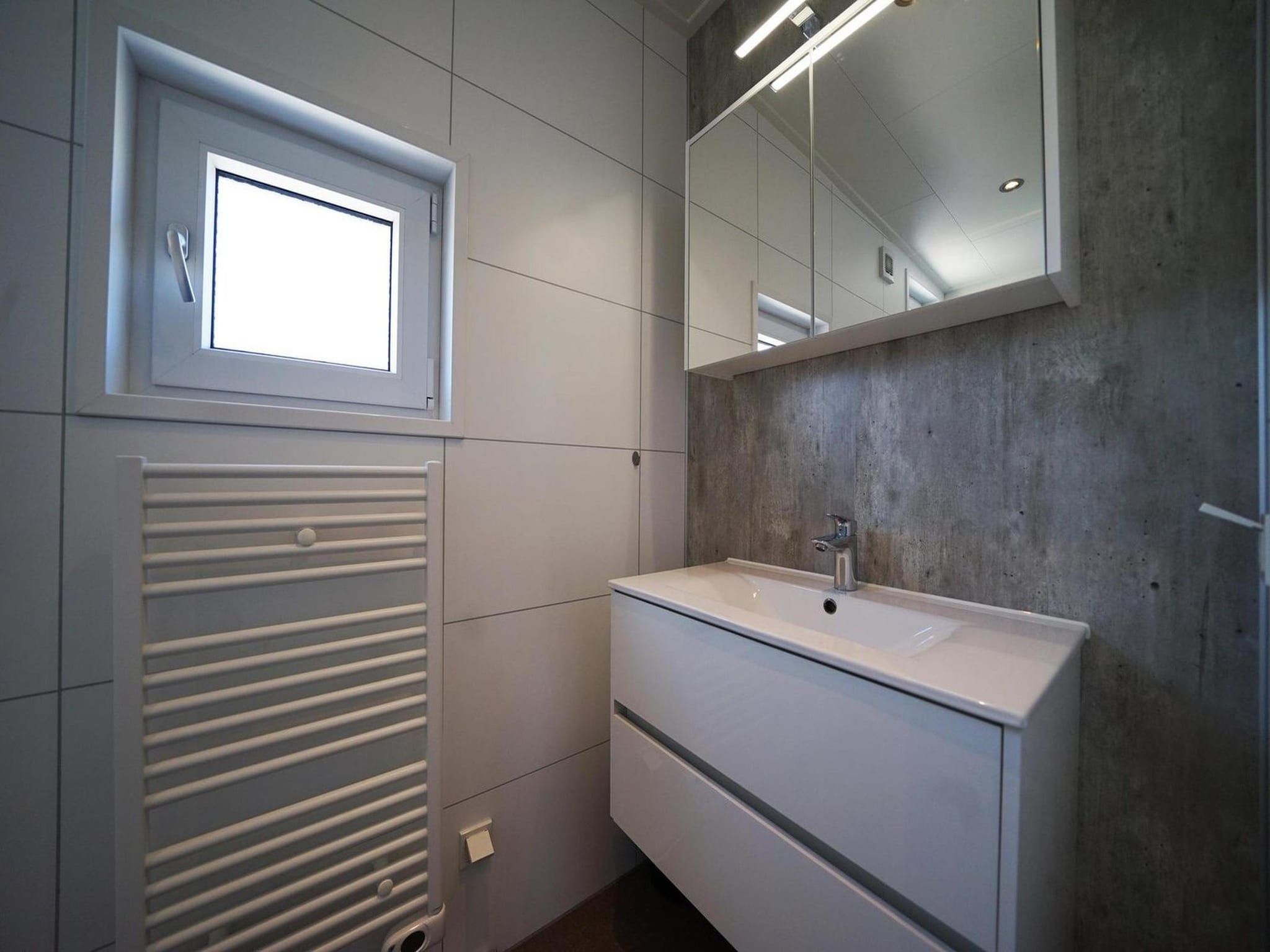 De badkamer van Just Nature 4 in Kampen