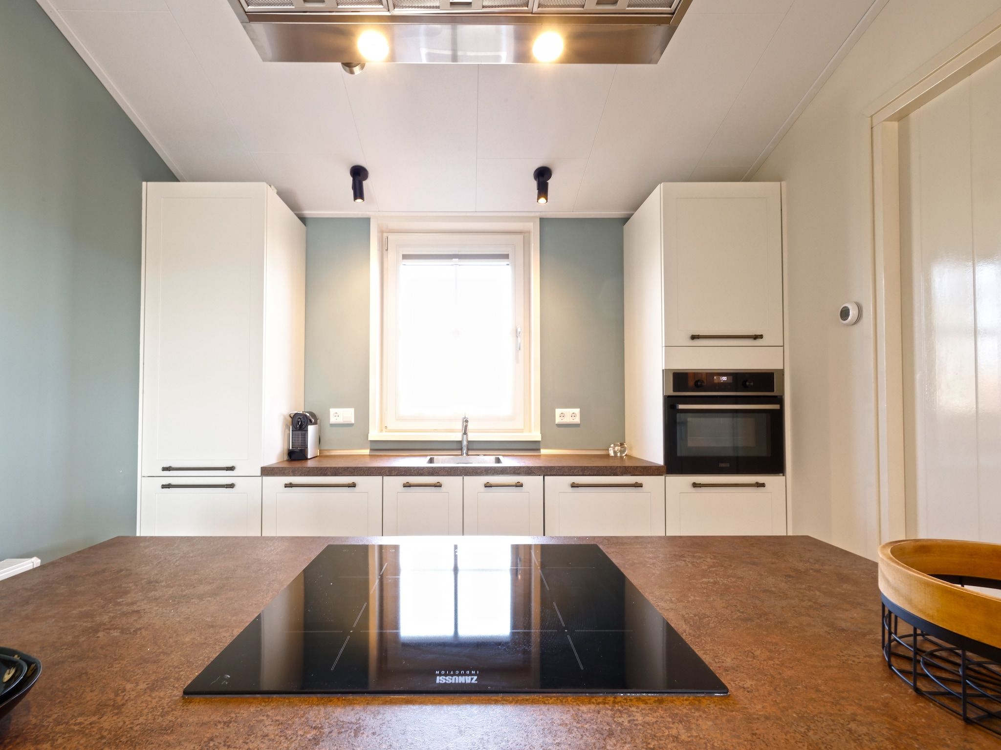 De keuken van Recreatiepark Wiringherlant - Wiringher Villa 23 in Hippolytushoef