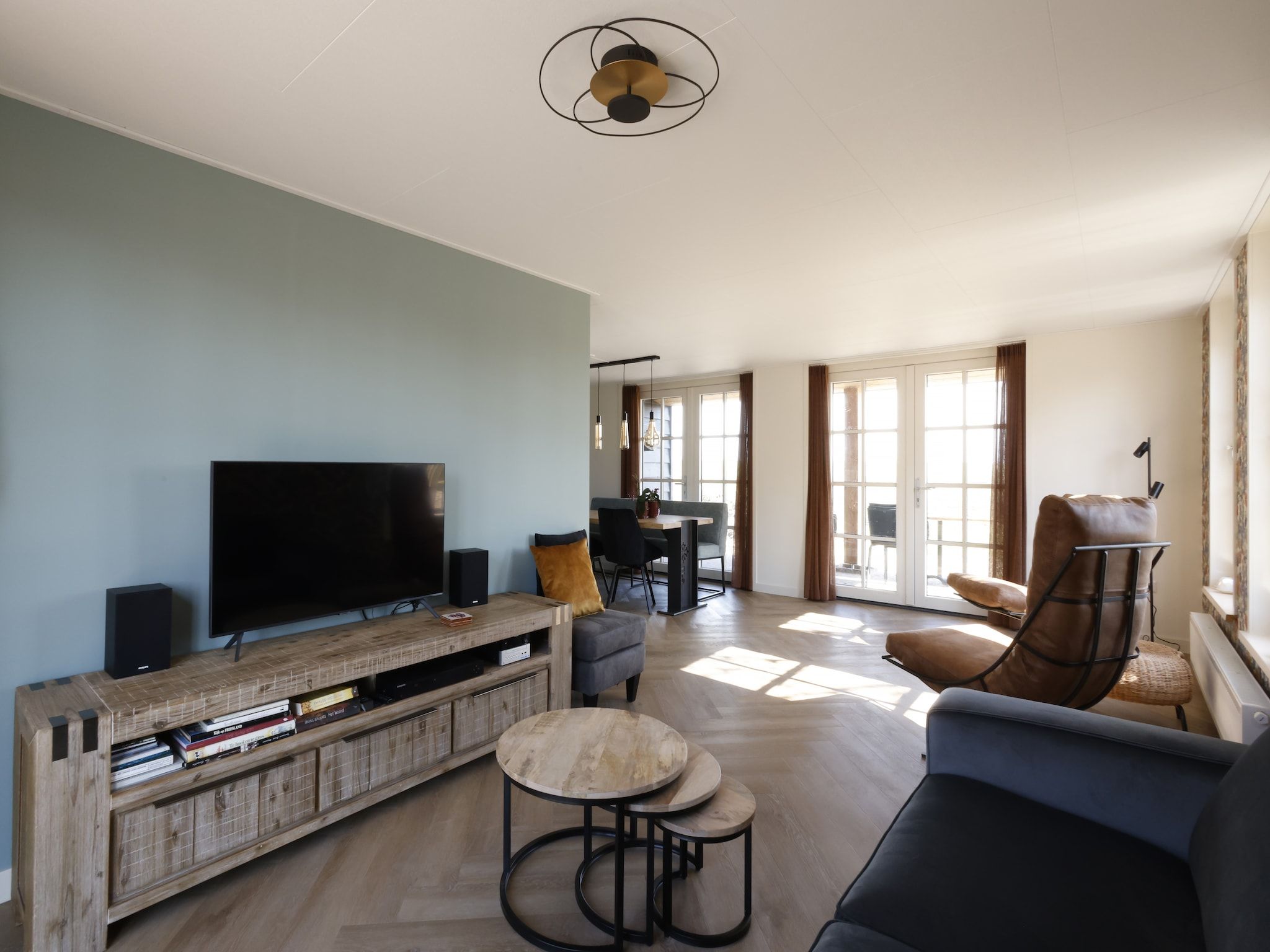 De woonkamer van Recreatiepark Wiringherlant - Wiringher Villa 23 in Hippolytushoef