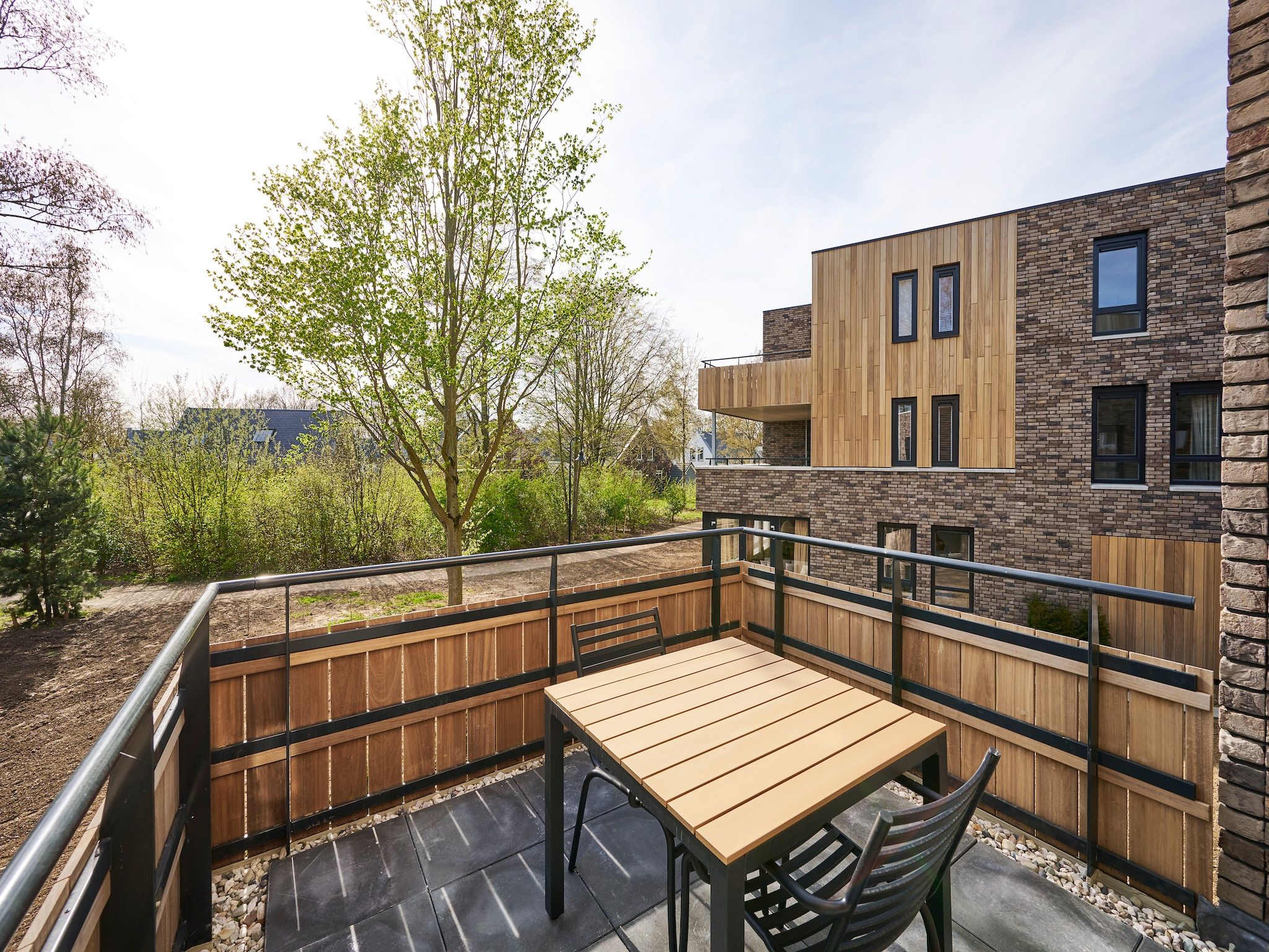 Het terras van Resort Maastricht 32 in Maastricht