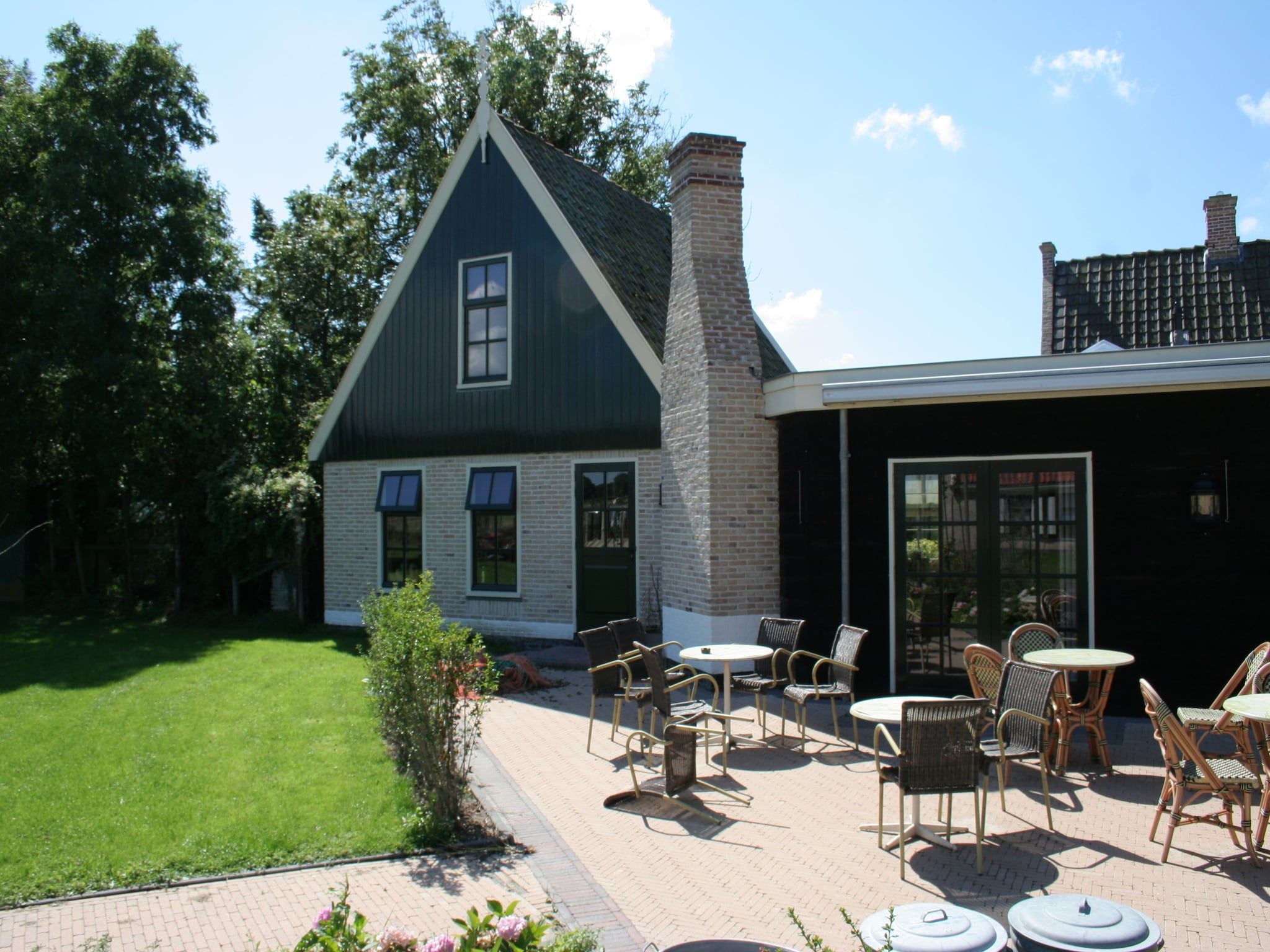 Parkfaciliteiten bij Recreatiepark Wiringherlant - Wiringher Chalet 83 in Hippolytushoef