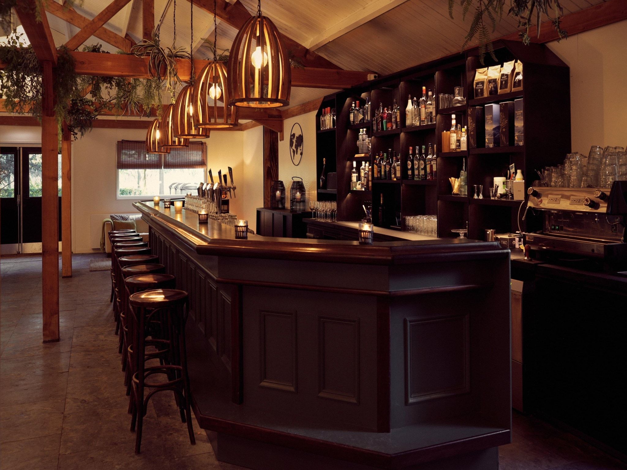 Parkfaciliteiten bij Resort de Parel 4 in Zeewolde