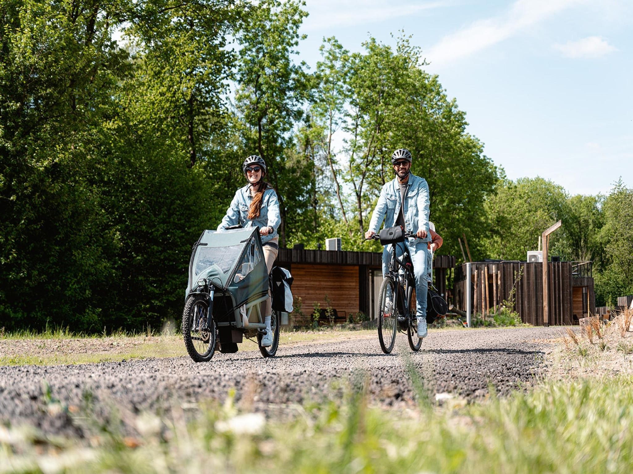 Parkfaciliteiten bij Resort de Parel 4 in Zeewolde