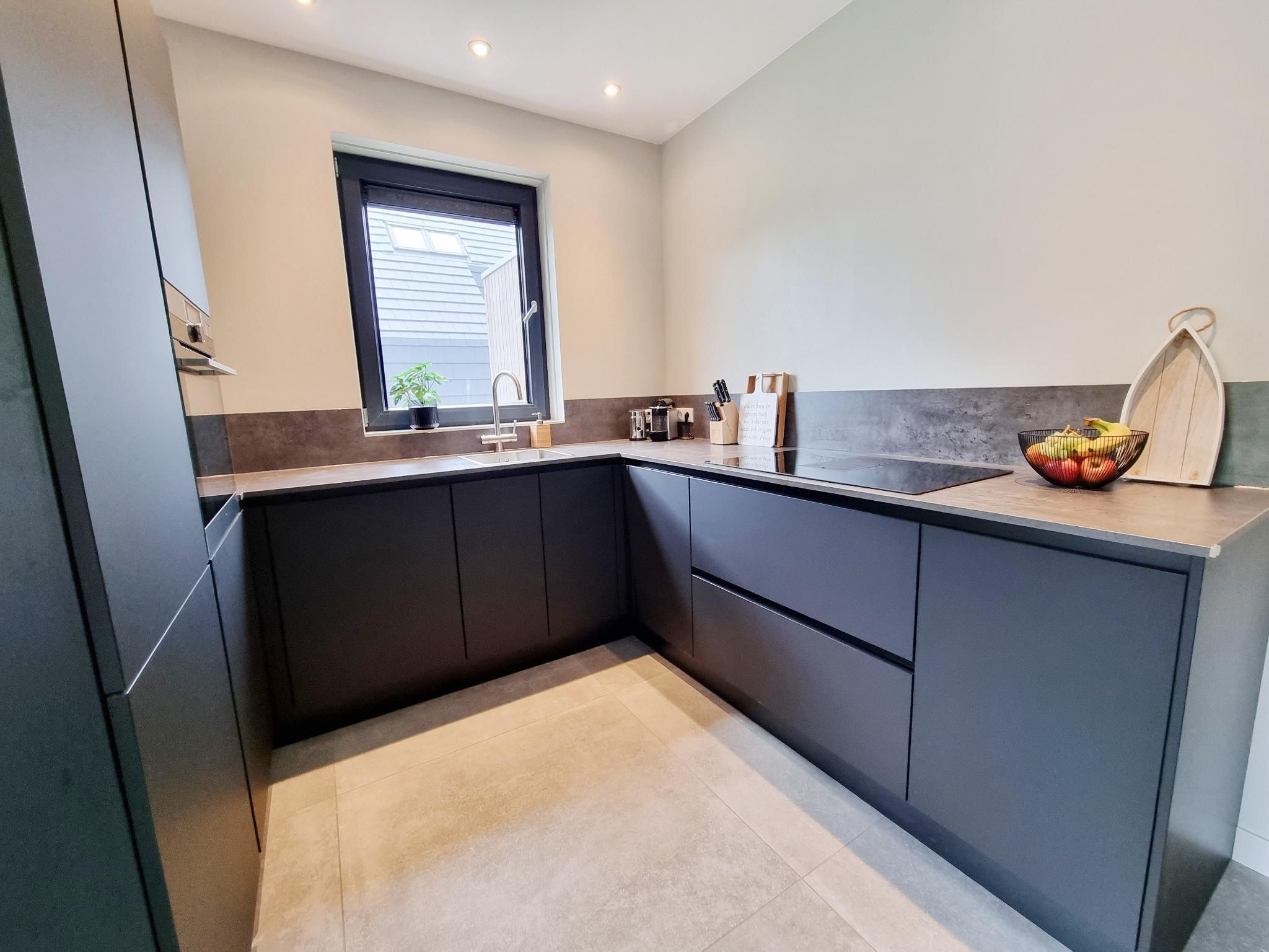 De keuken van Watervilla Alve in Balk