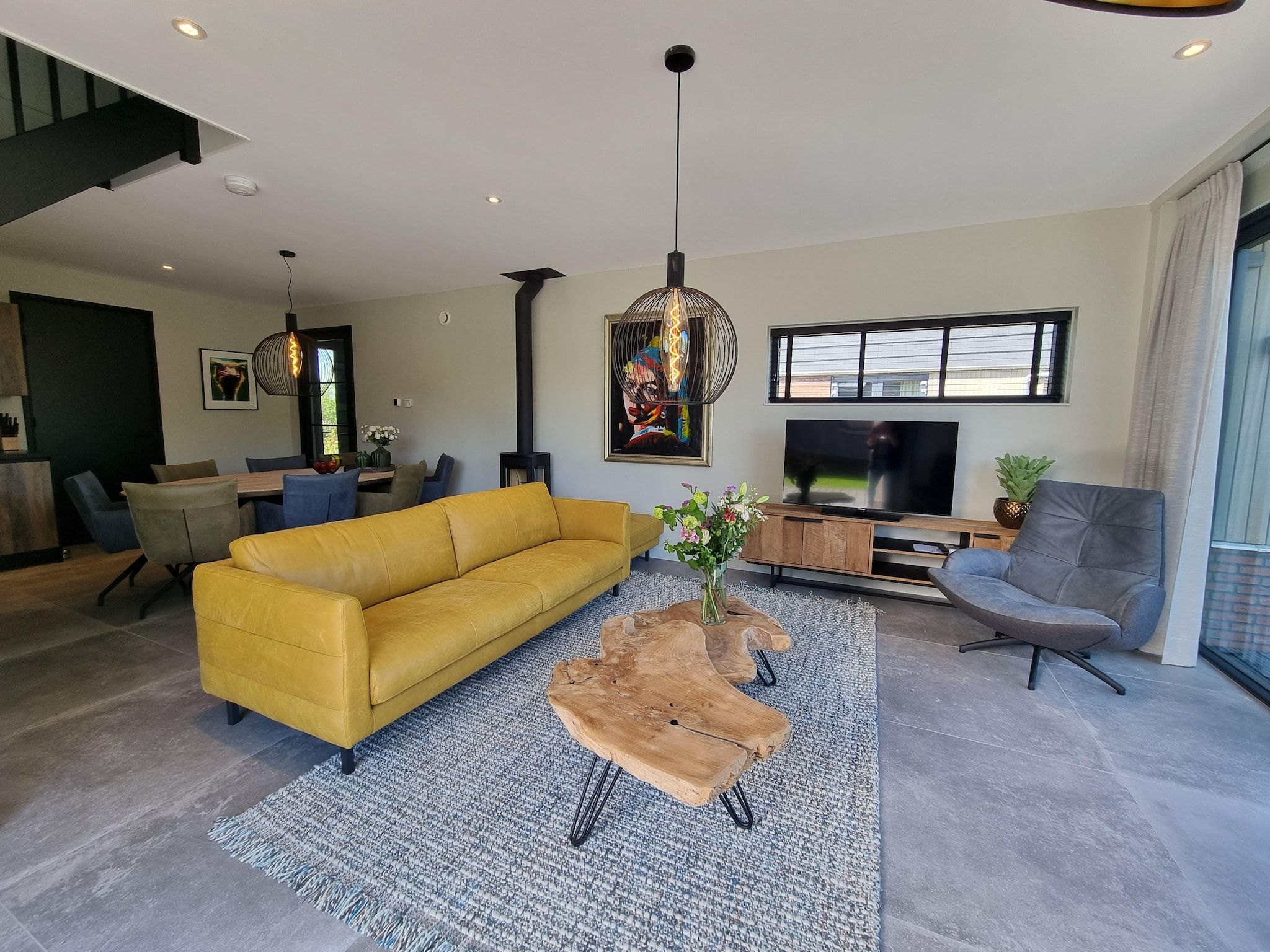 De woonkamer van Watervilla Trettjin in Balk