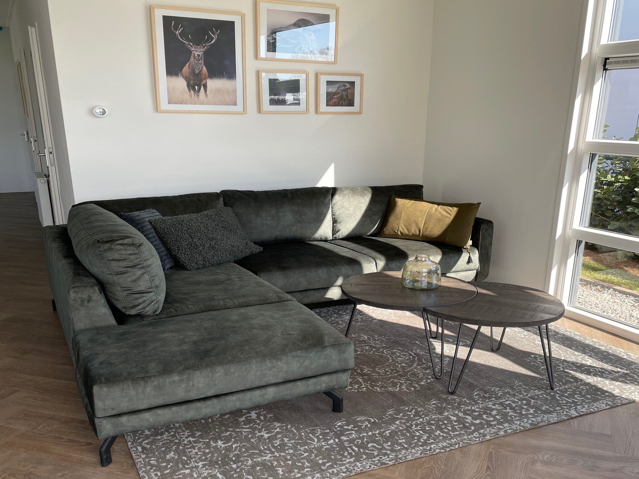 De woonkamer van Recreatiepark Rhederlaagse Meren 9 in Lathum