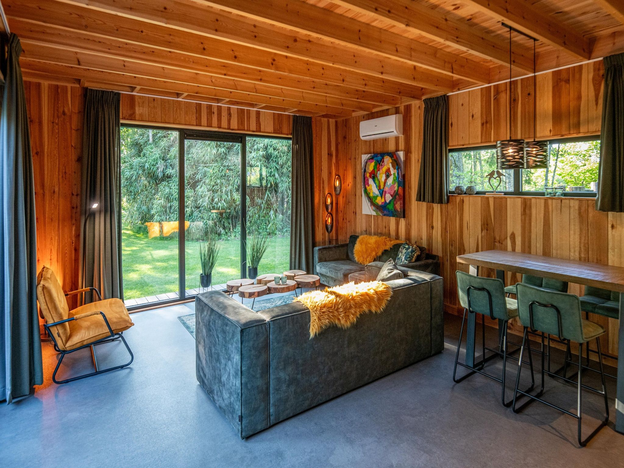 De woonkamer van Wellness lodge Grutto 2p in Dalerveen