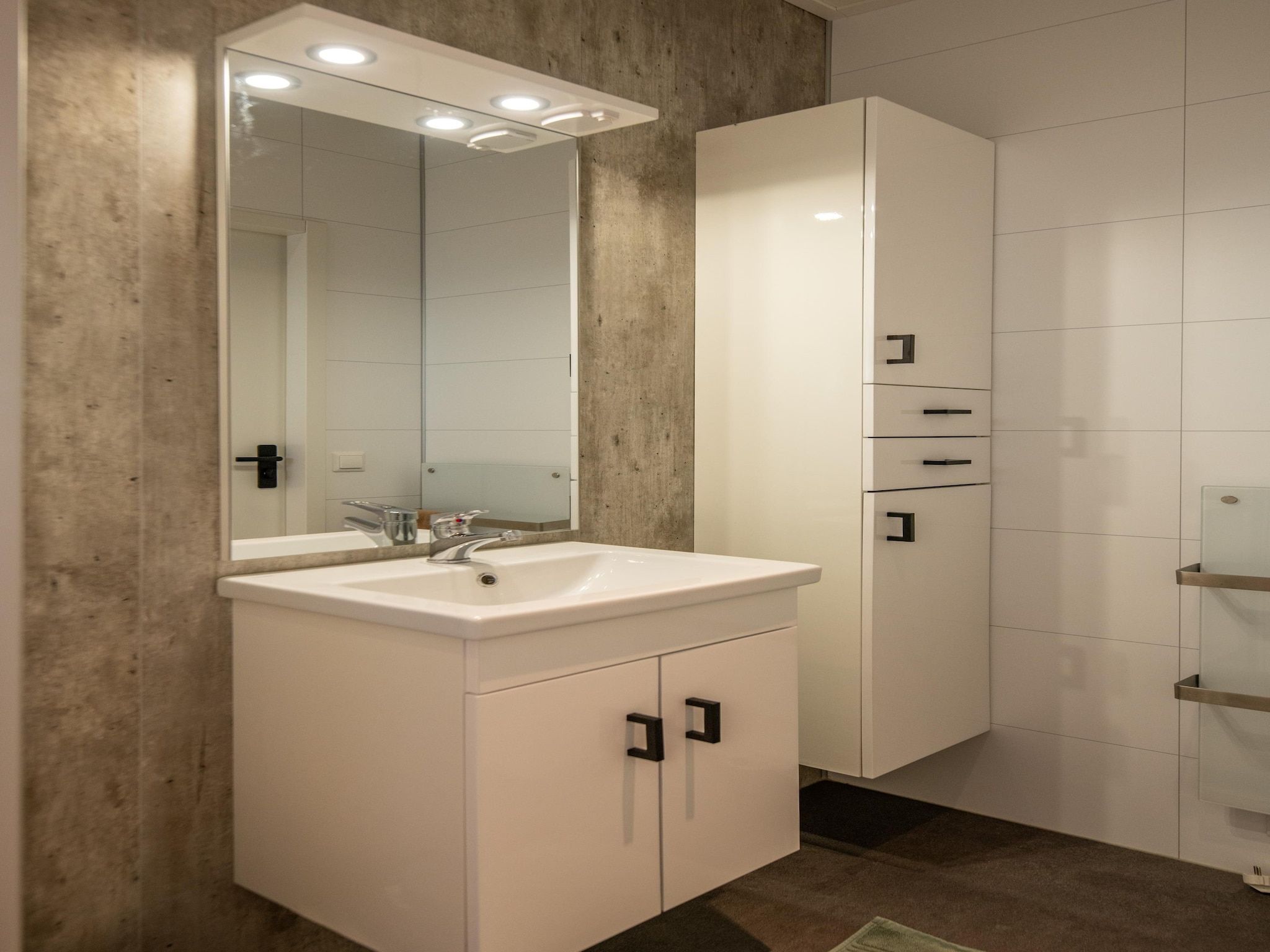 De badkamer van Wellnesslodge Scholekster 4p in Dalerveen