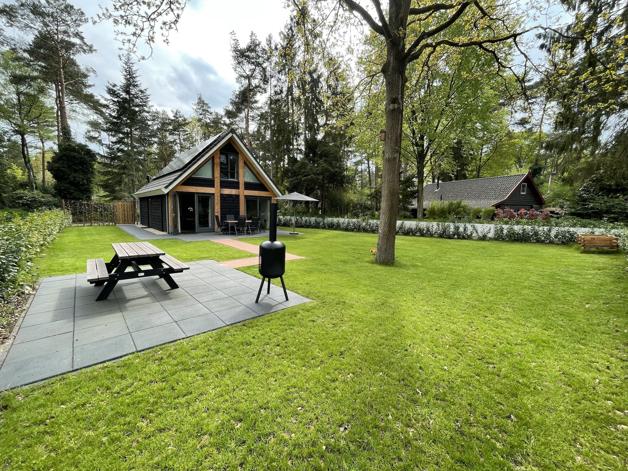 De tuin van Energievriendelijk 't Brummelhuus H556 in Lochem