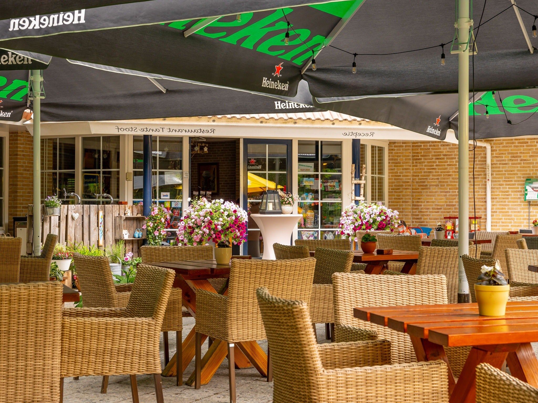 De eetkamer van Vakantiepark Hellendoorn 1 in Hellendoorn