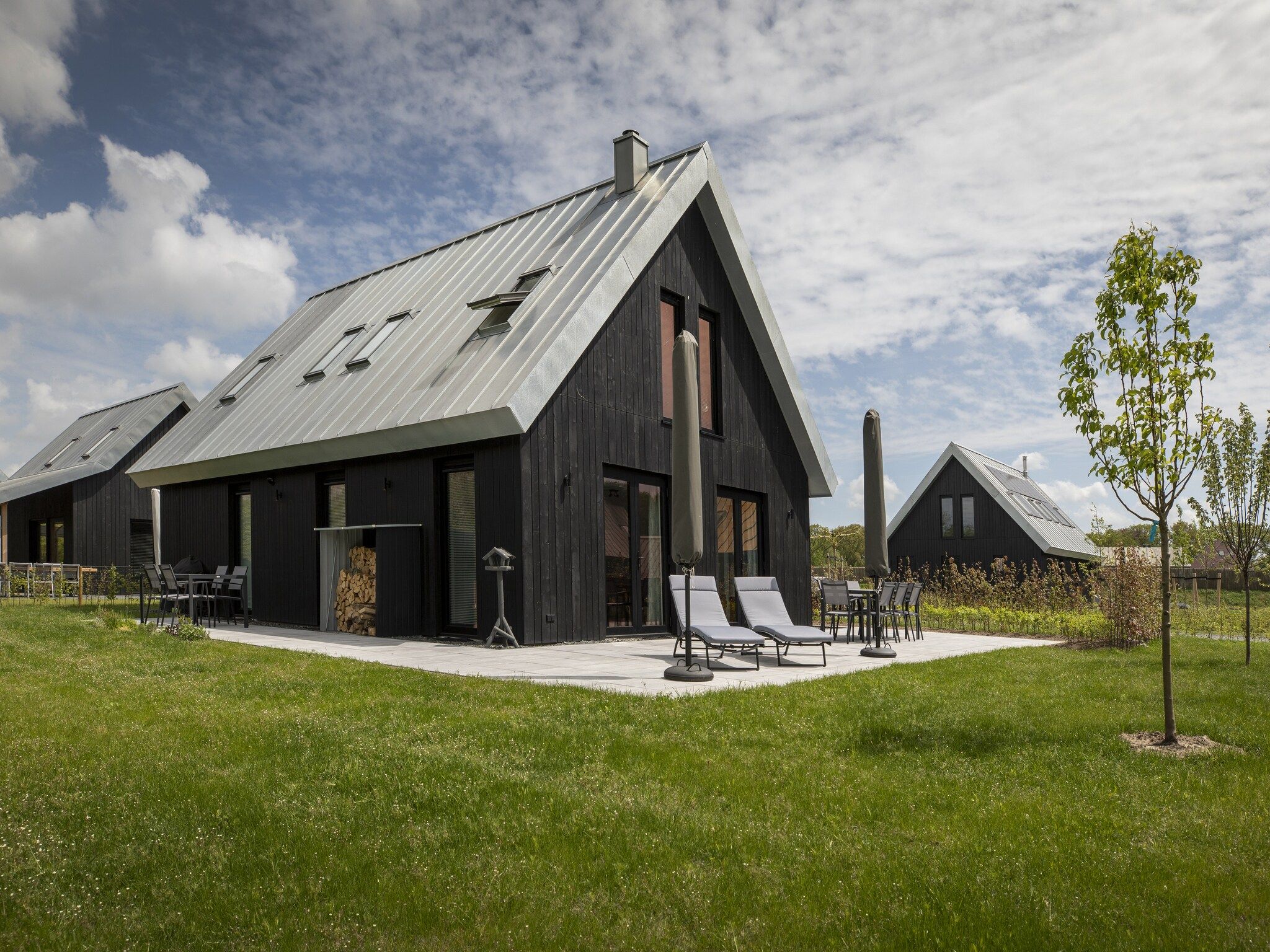 De buitenkant van Landgoed Eysinga State 6 in Sint Nicolaasga