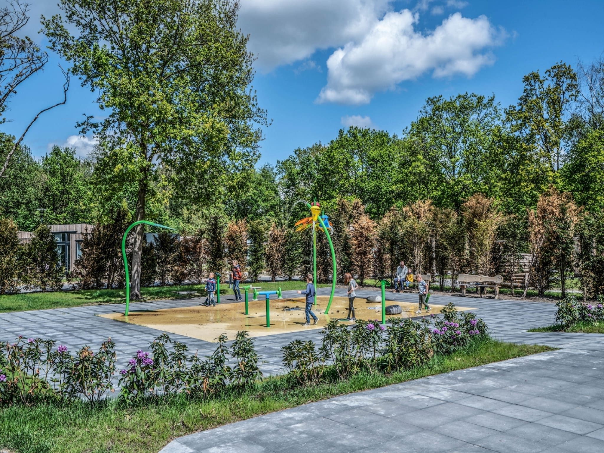 Parkfaciliteiten bij Vakantiepark Schaijk 6 in Schaijk