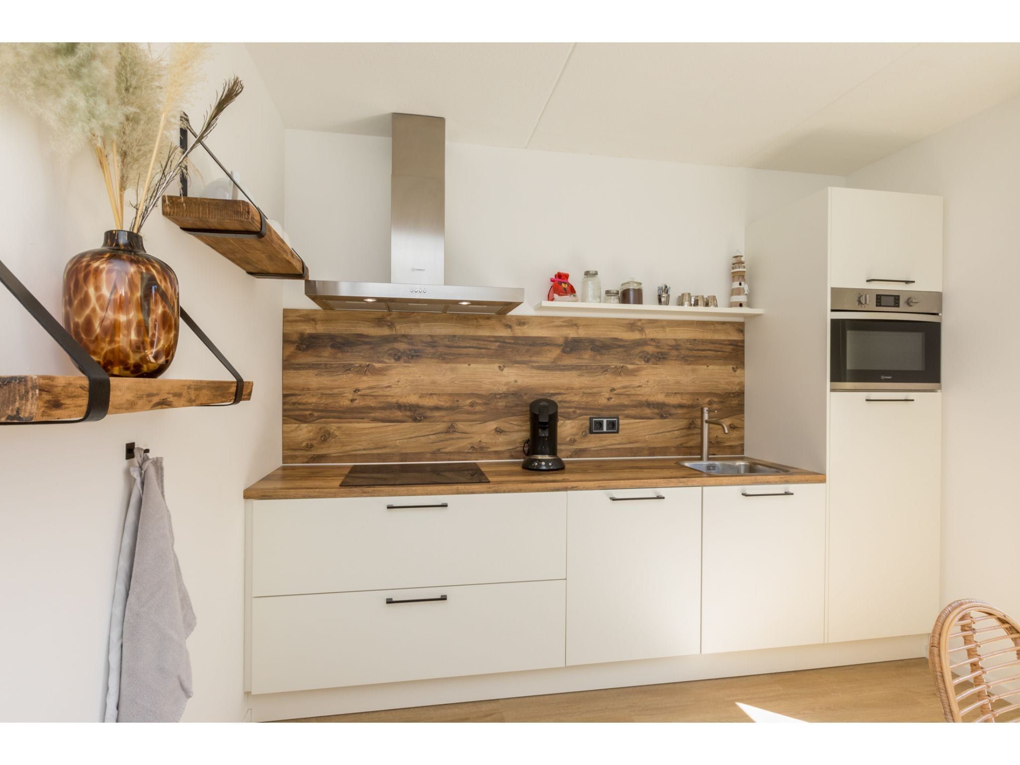 De keuken van Brouwersbuurt 23a  Domburg in Domburg