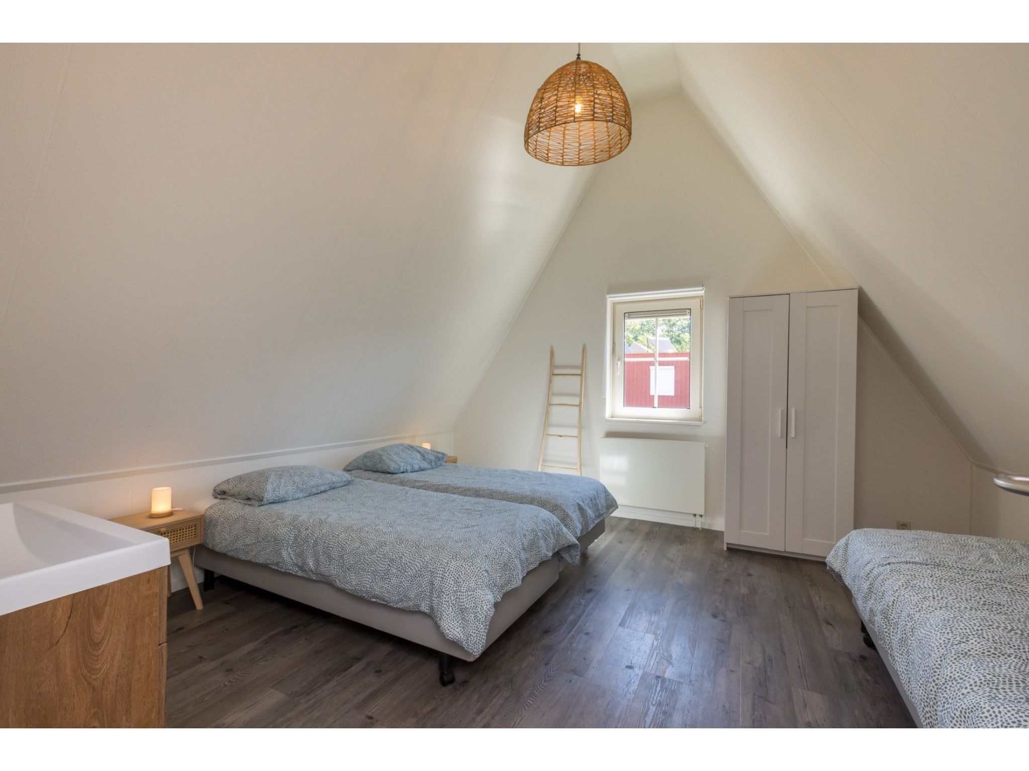 Een slaapkamer van Brouwersbuurt 23a  Domburg in Domburg