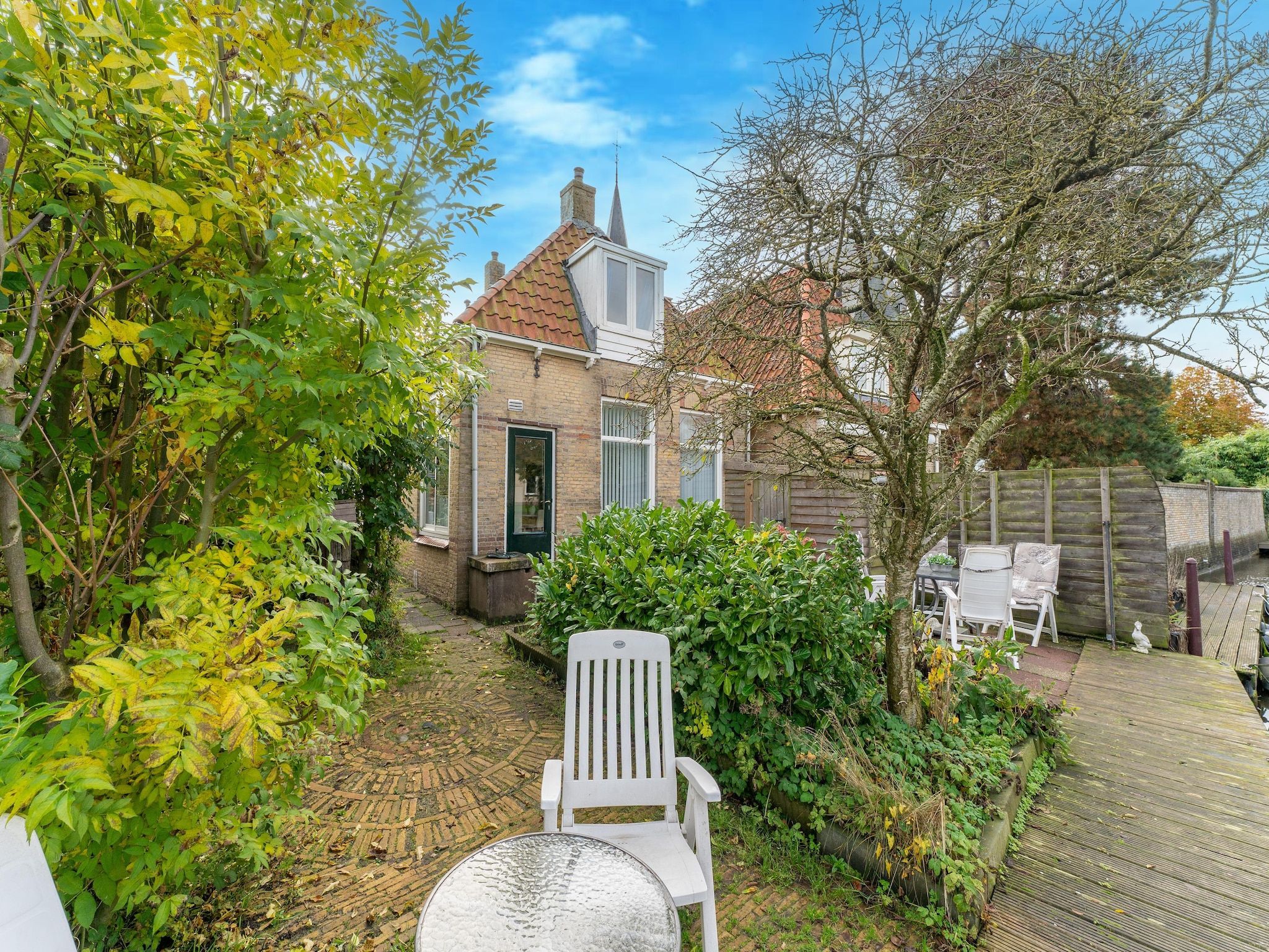 De tuin van Vakantiehuis Heeg in Heeg