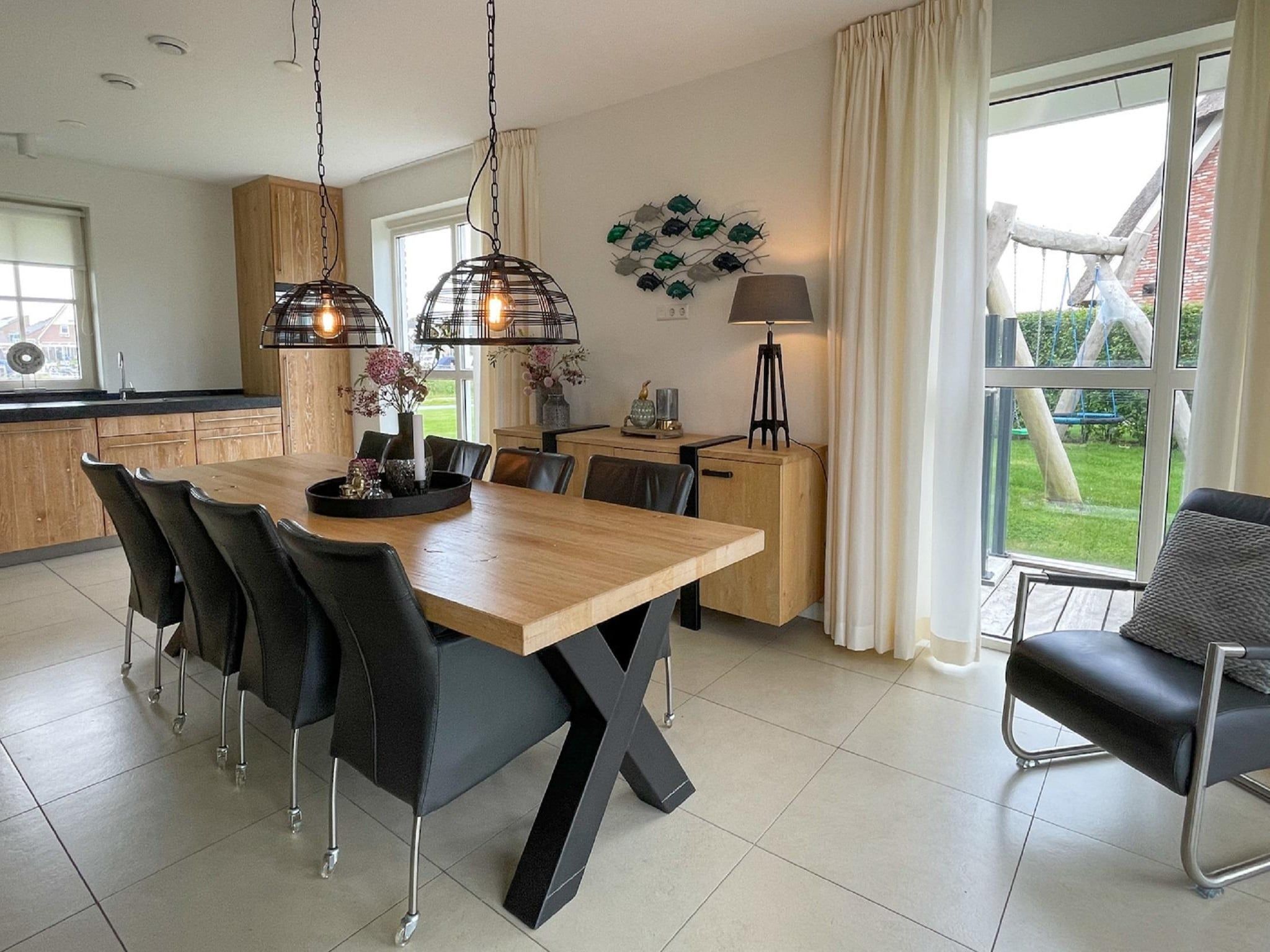 De eetkamer van Friese Meren Villa's 18 in Delfstrahuizen