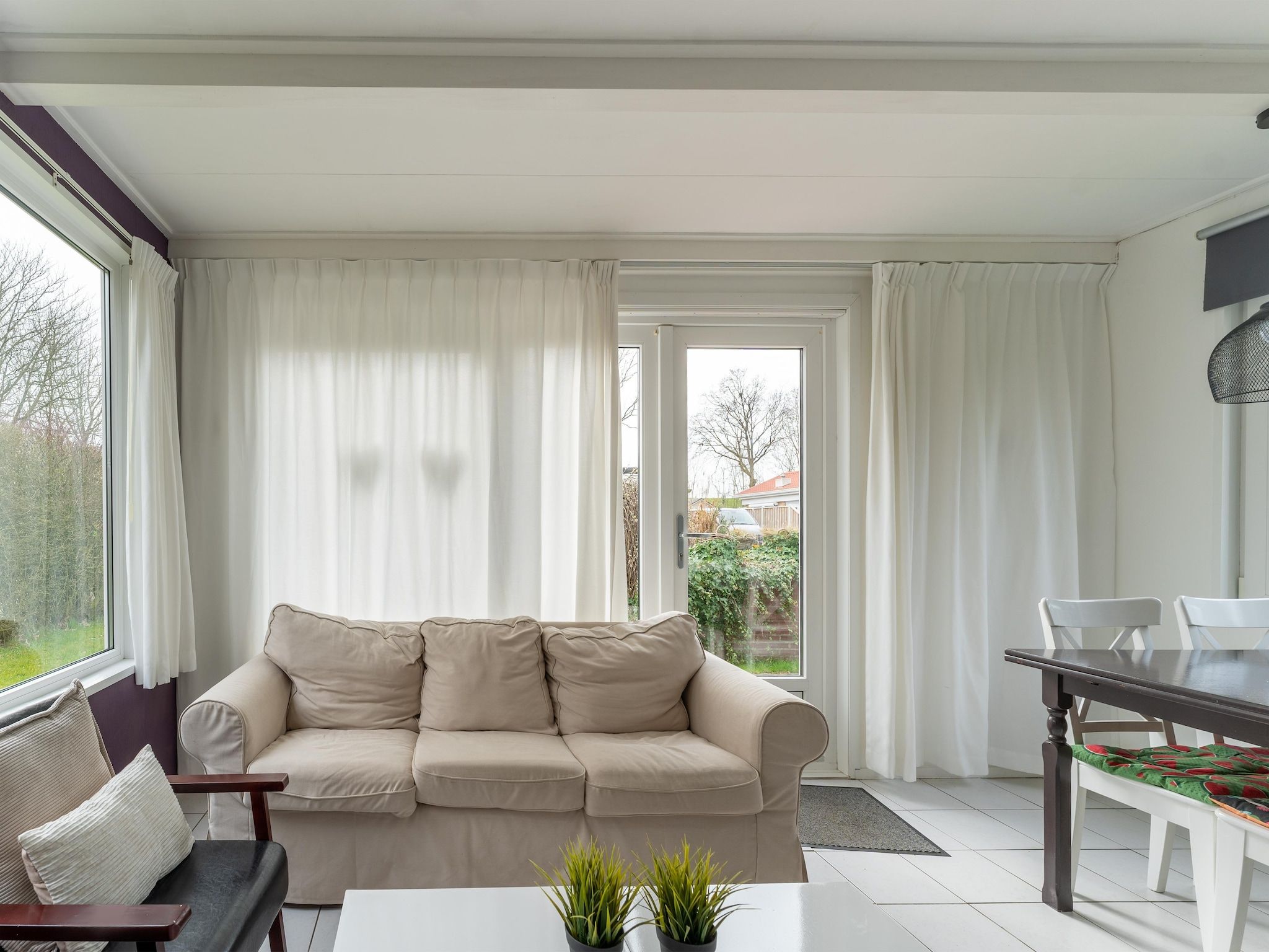 De woonkamer van Scheldeoord 97 in Baarland