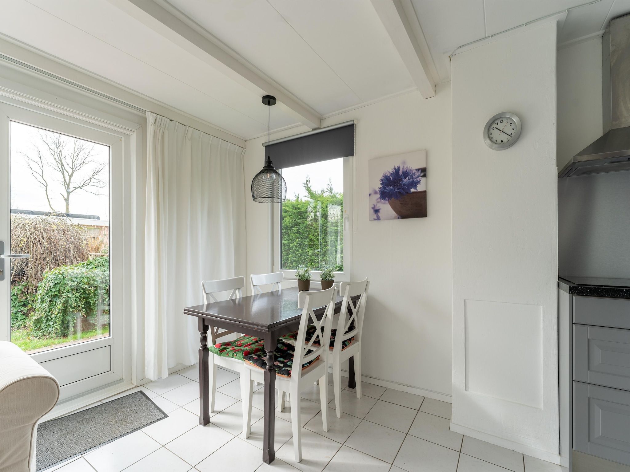 De eetkamer van Scheldeoord 97 in Baarland