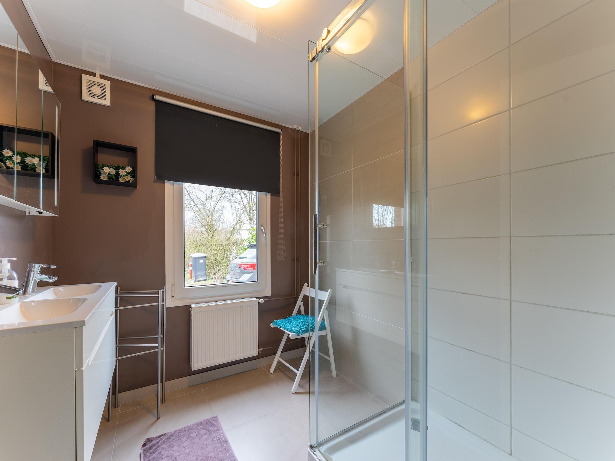 De badkamer van Scheldeoord 70 in Baarland