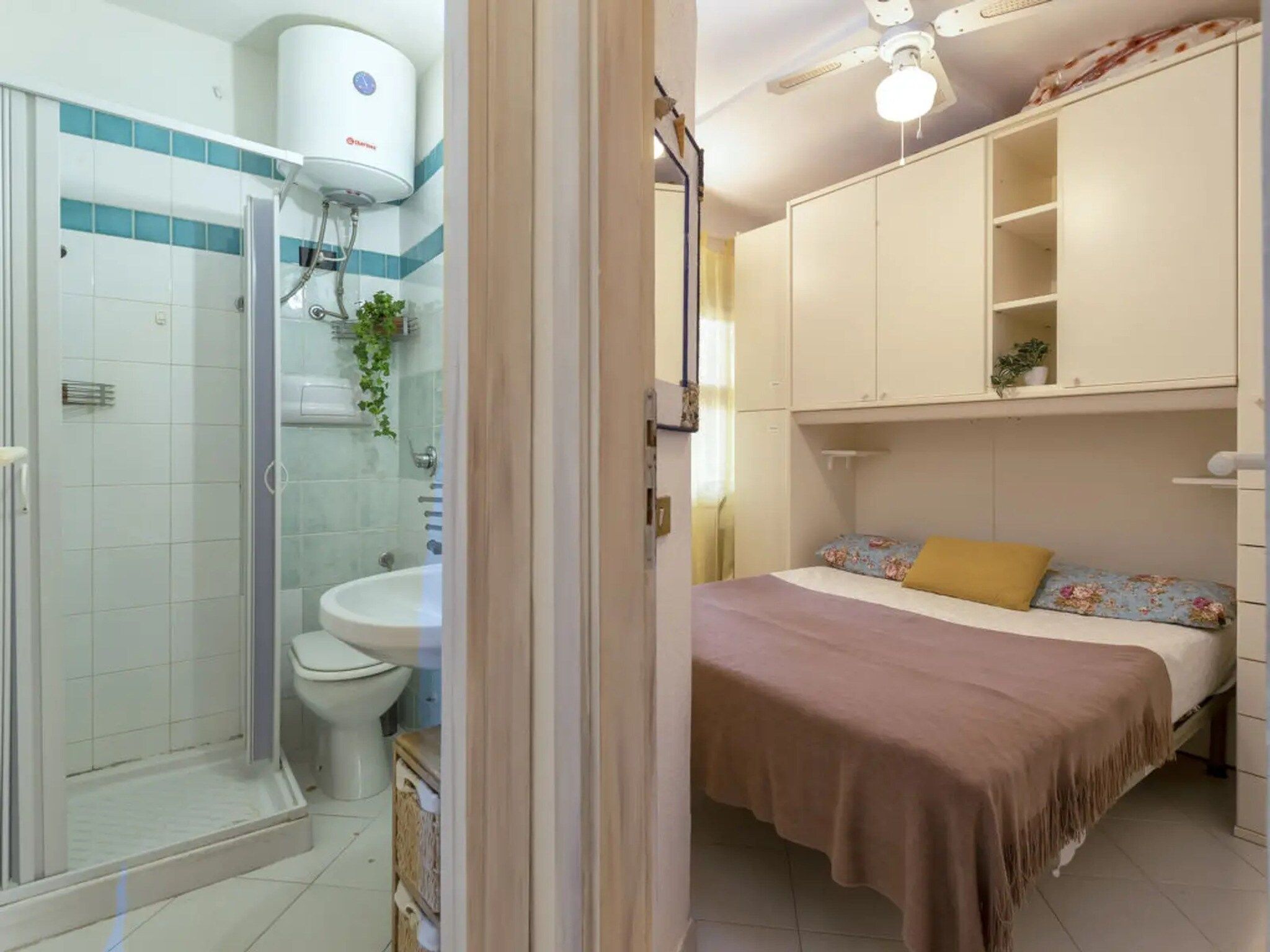 Een slaapkamer van  - @Leisure TEST HUIS in Amsterdam