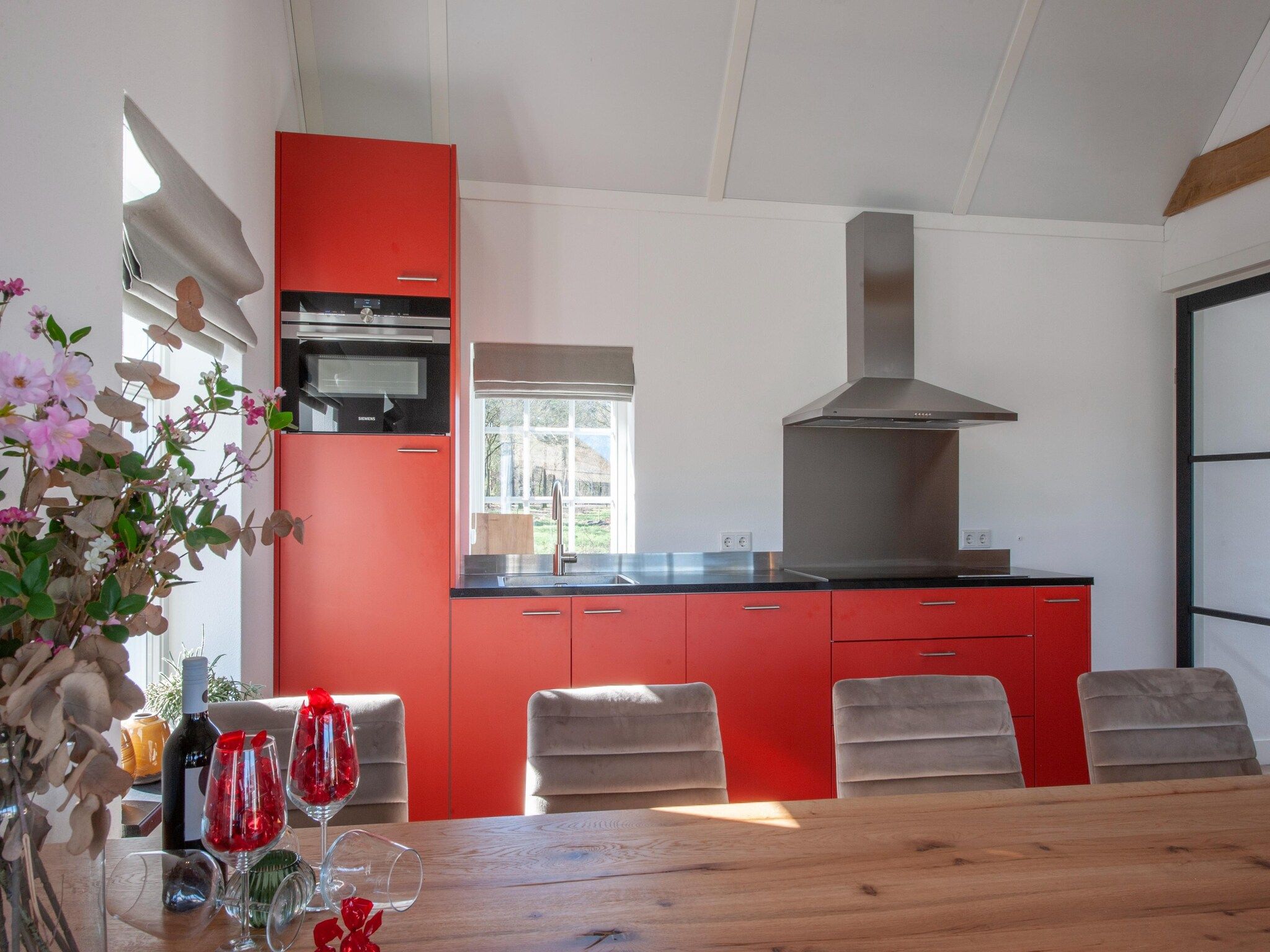 De keuken van Vakantiepark De Heihorsten 6 in Someren