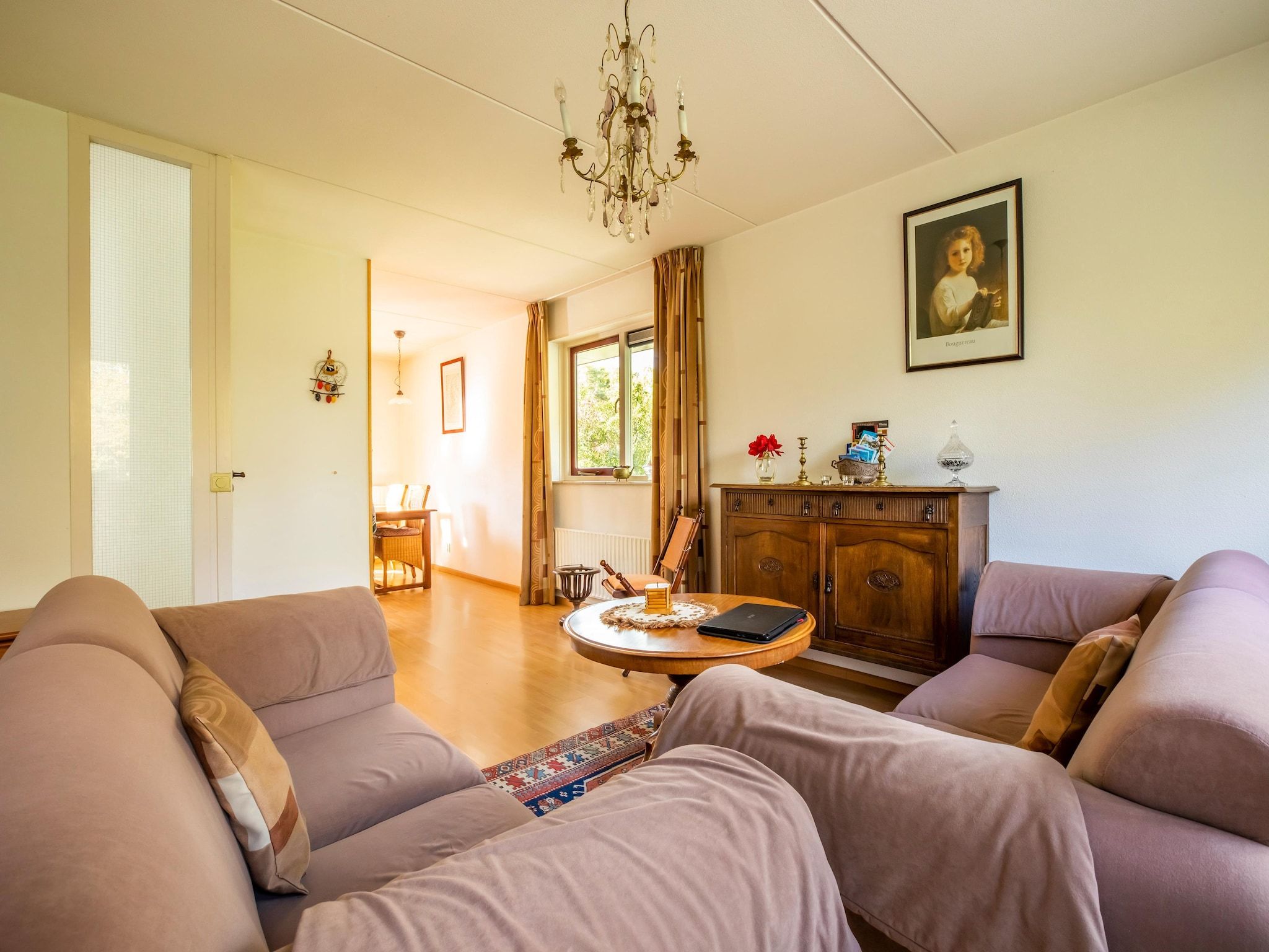 De woonkamer van Vakantiewoning Blauw in Hoorn