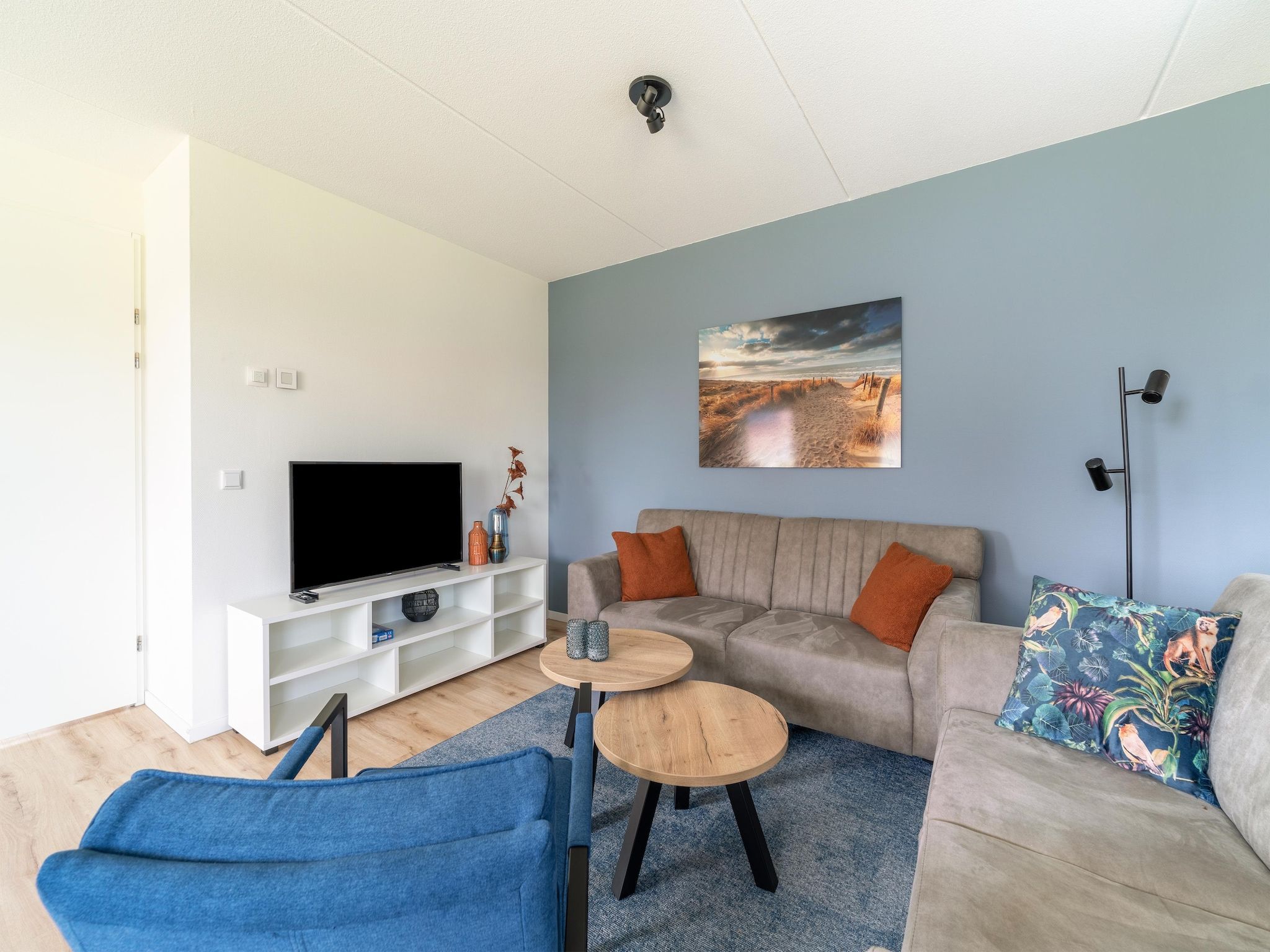 De woonkamer van De Scholekster Huis Nr 29 in Scherpenisse