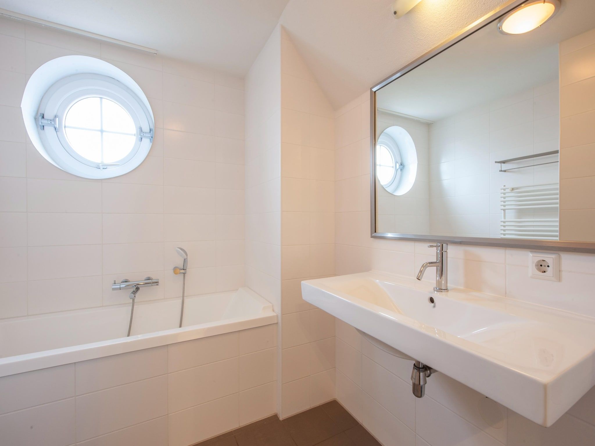 De badkamer van Noordzee Résidence Cadzand-Bad 20 in Cadzand-Bad