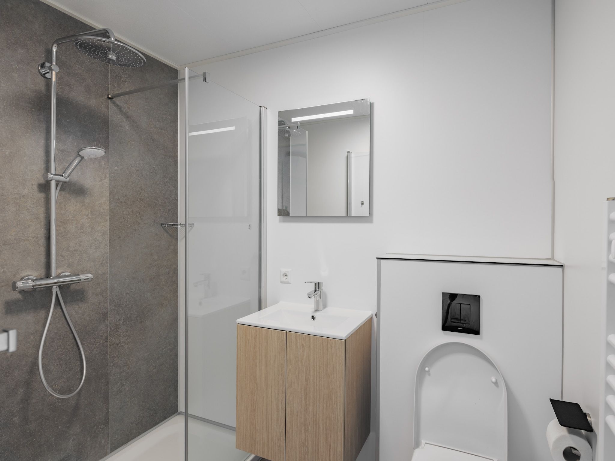 De badkamer van Beach Resort Brouwersdam 2 in Scharendijke