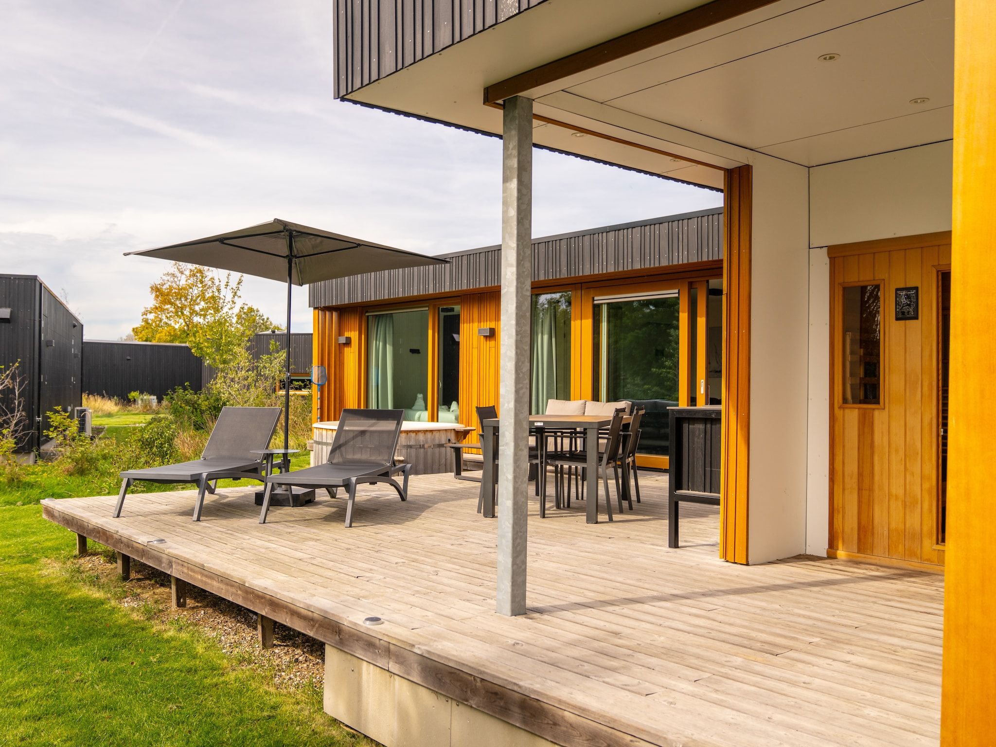 Parkfaciliteiten bij Beach Resort Brouwersdam 2 in Scharendijke