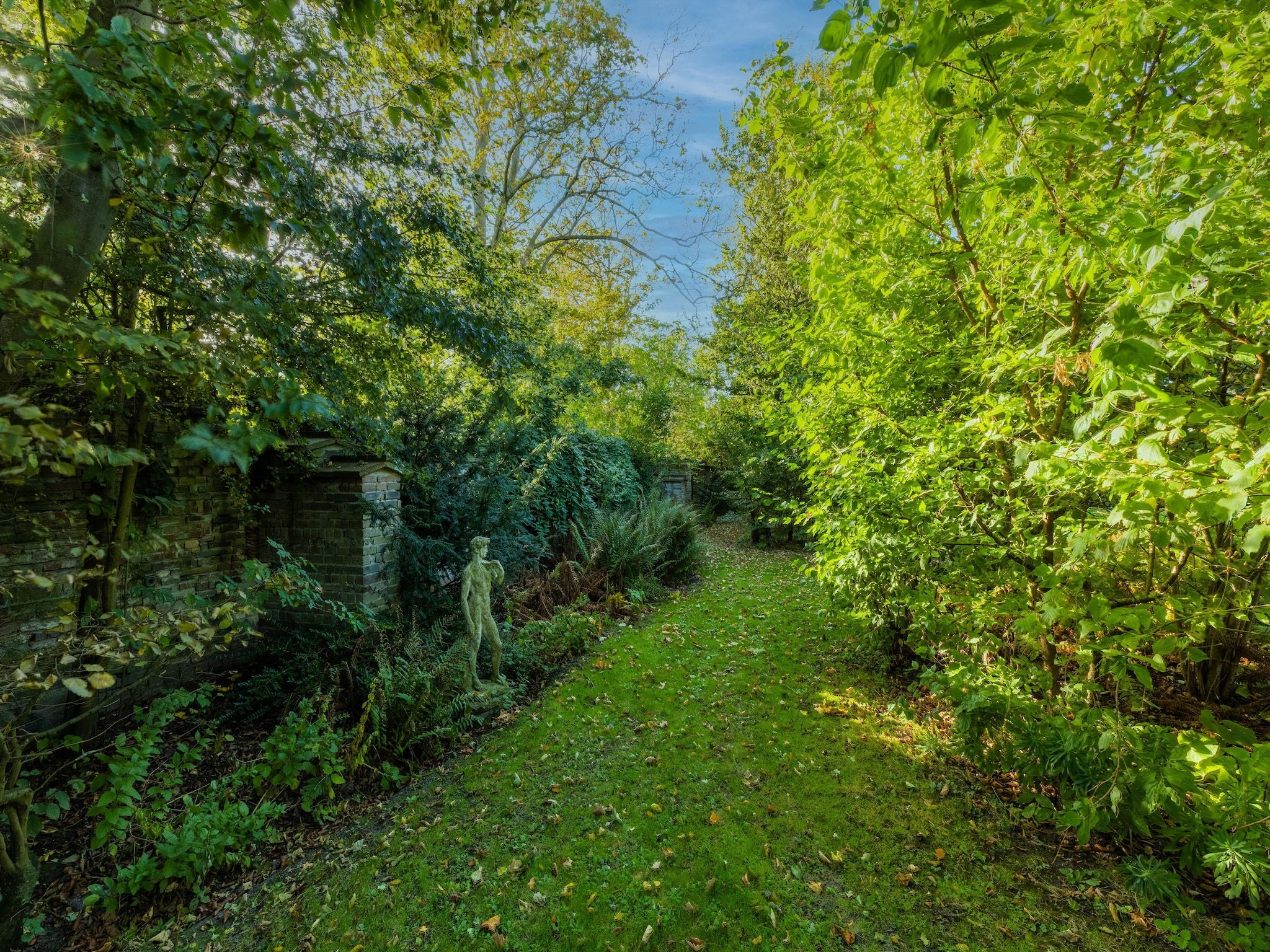 De tuin van Vakantiewoning Wijnaldum in Wijnaldum