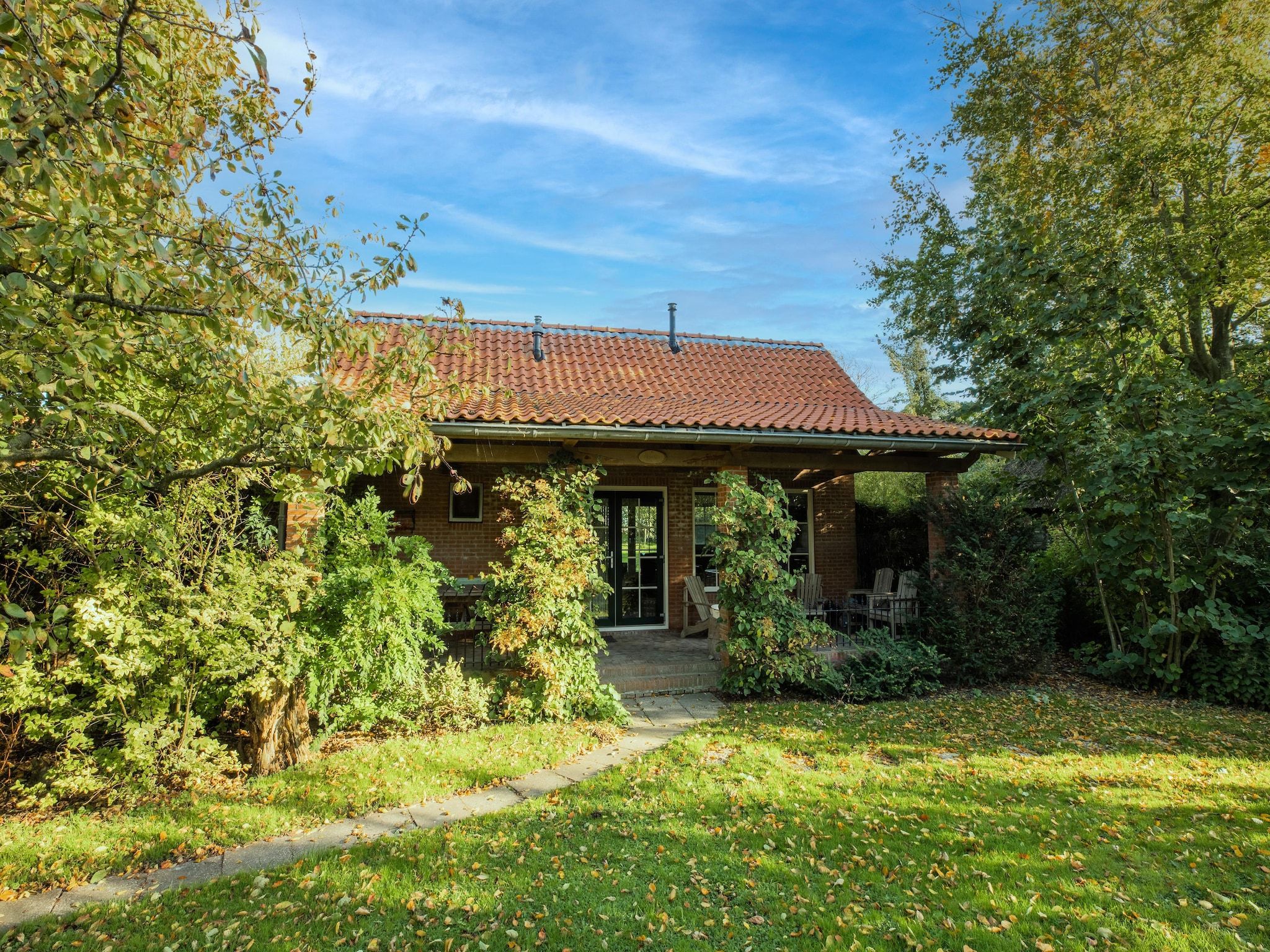 De buitenkant van Vakantiewoning Wijnaldum in Wijnaldum