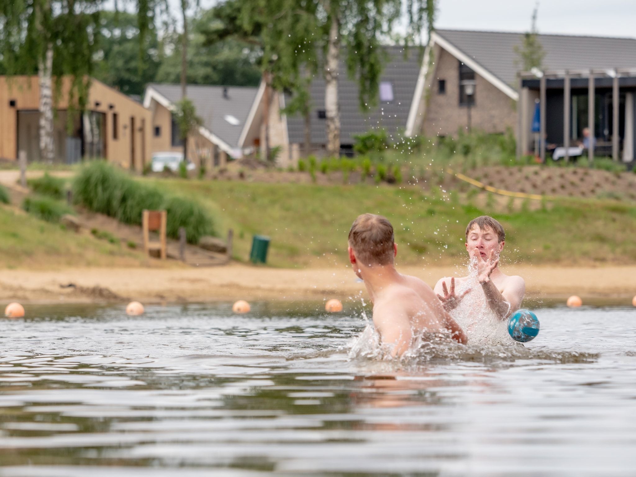 Parkfaciliteiten bij Vakantiepark Leukermeer 9 in Well