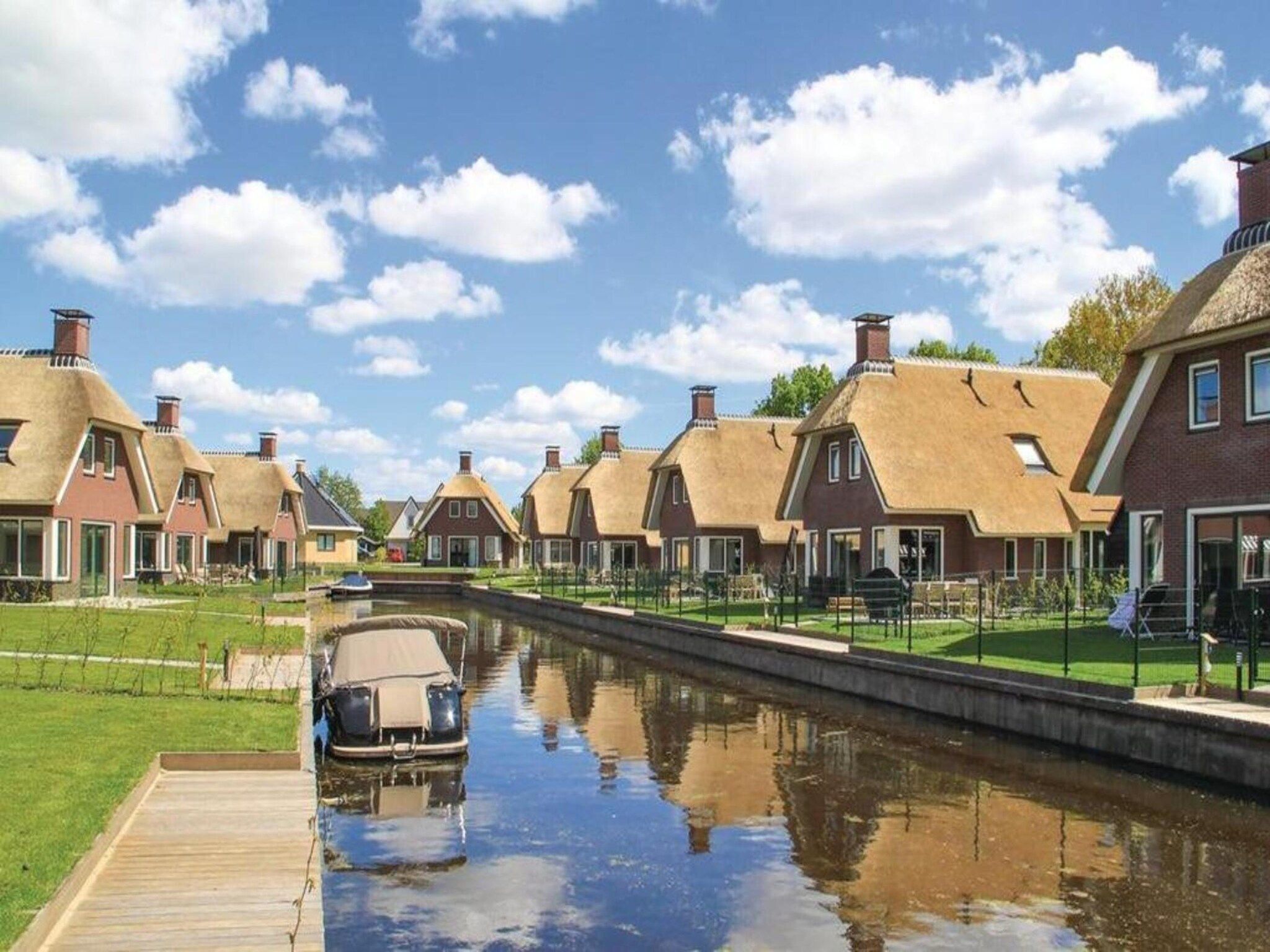 De omgeving van Recreatiepark Idskenhuizen 9 in Idskenhuizen