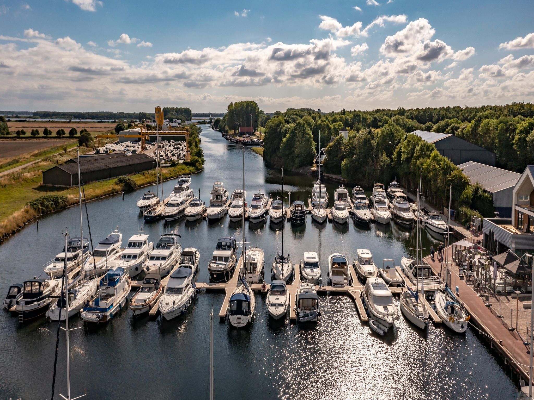 Het uitzicht vanaf Harbour Loft 1i Résidence Marina havenzicht in Kamperland