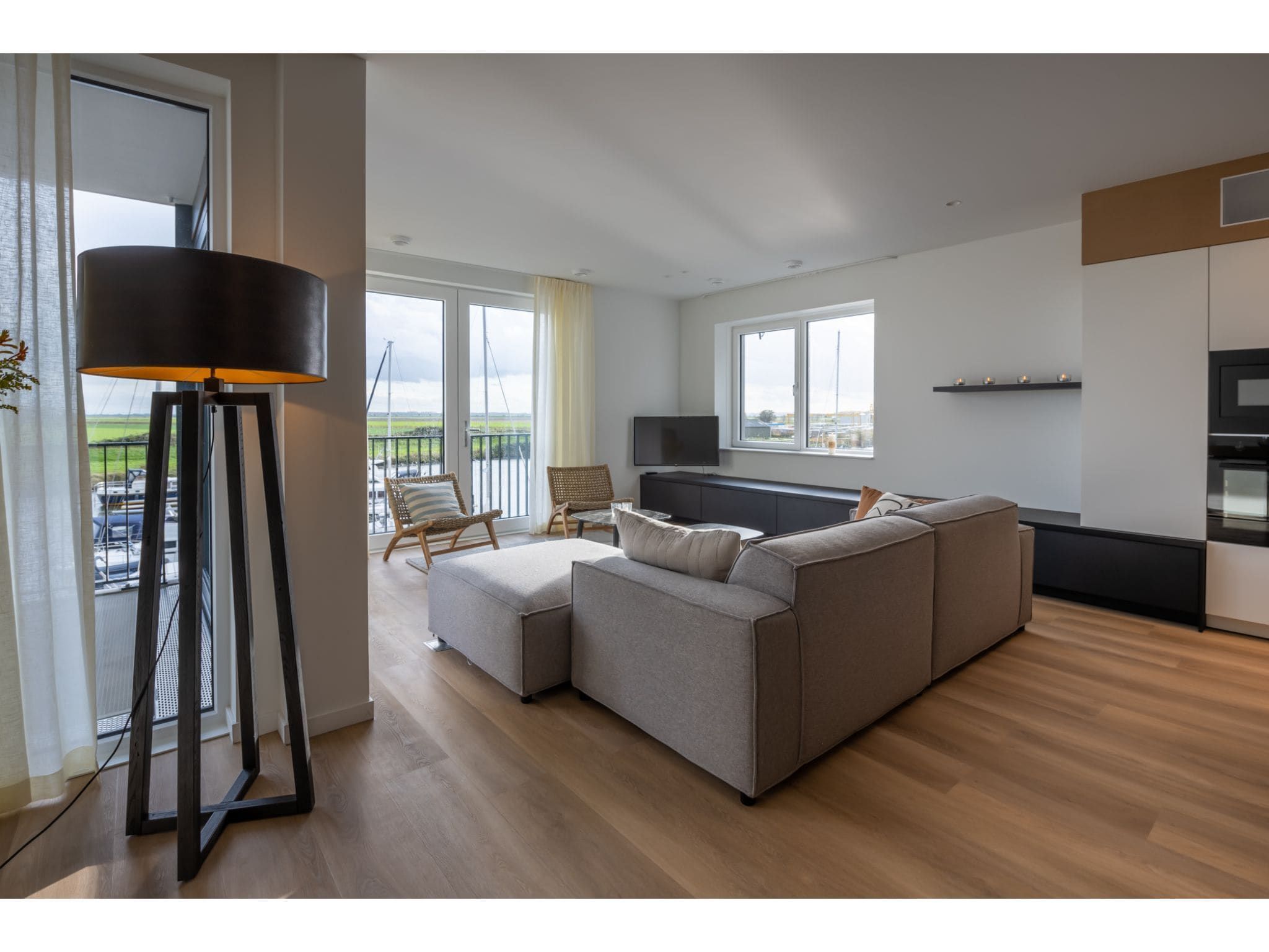 De woonkamer van Harbour  2E Loft wellness 6 personen in Kamperland
