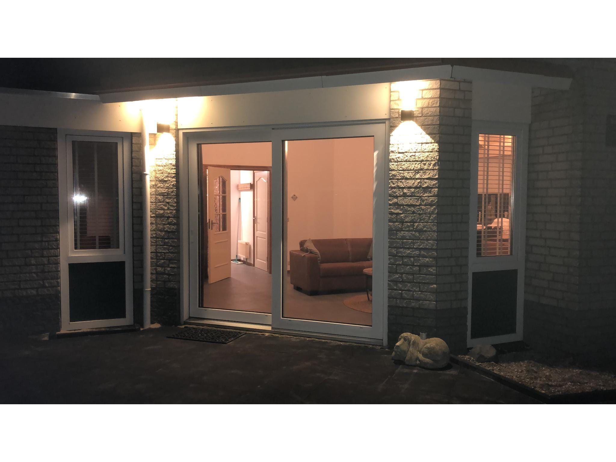 De buitenkant van Golfvilla 39 Wellness in Hollum