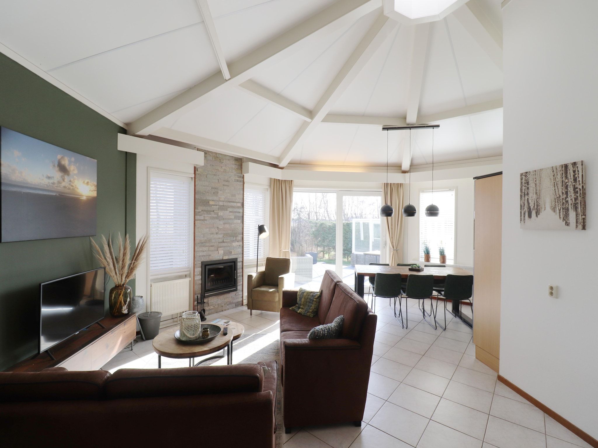 De woonkamer van Golfvilla 40 Comfort in Hollum