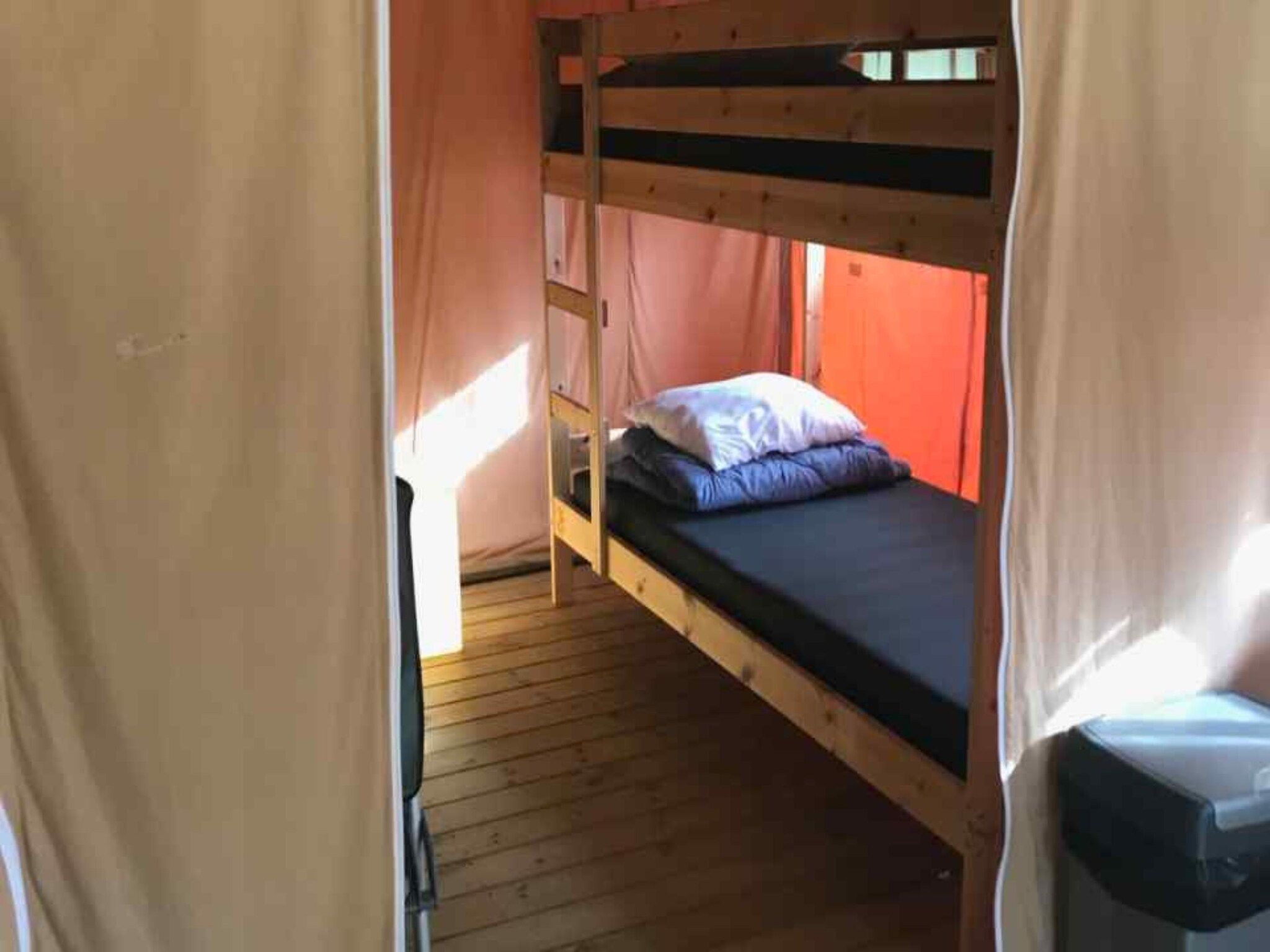 Een slaapkamer van Luxe safaritent op Ameland in Hollum