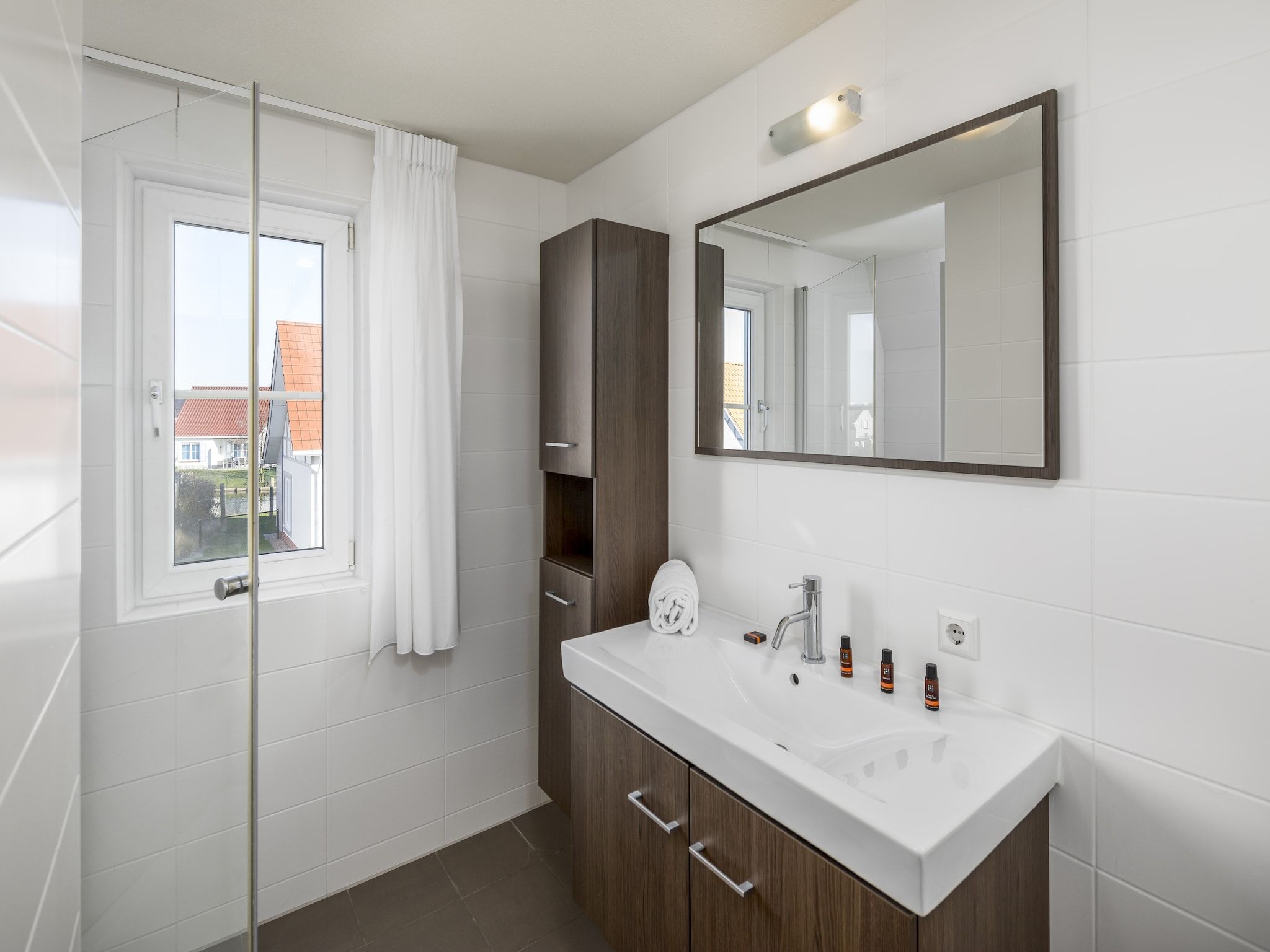 De badkamer van Noordzee Residence Cadzand-Bad 23 in Cadzand-Bad